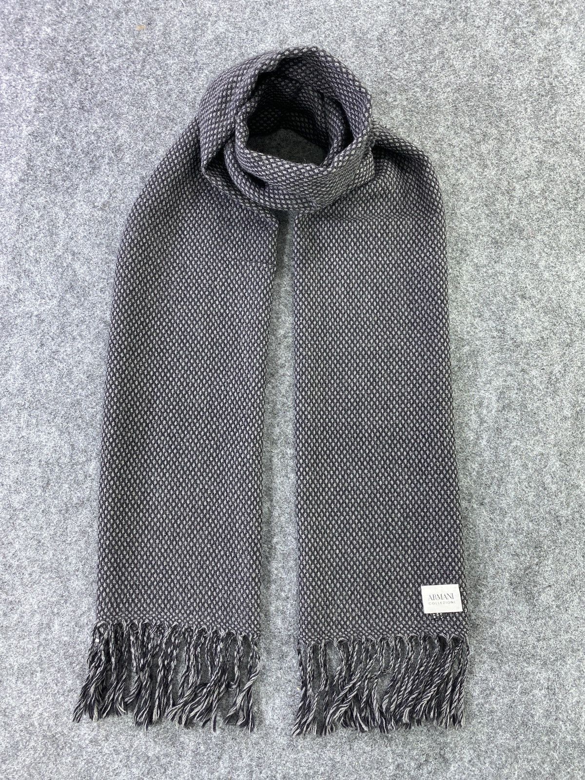 Armani Collezioni Armani Collezioni Scarf/Muffler/Neckwear -T282 Size ONE SIZE - 1 Thumbnail