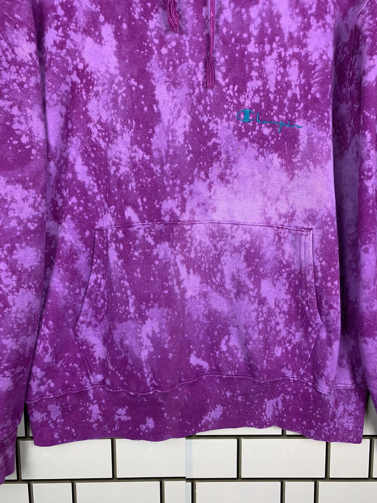 Champion × Vintage Vintage 90s Champion Custom Acid Wash Hoodie Sweatshirts Size US XL / EU 56 / 4 - 4 Thumbnail