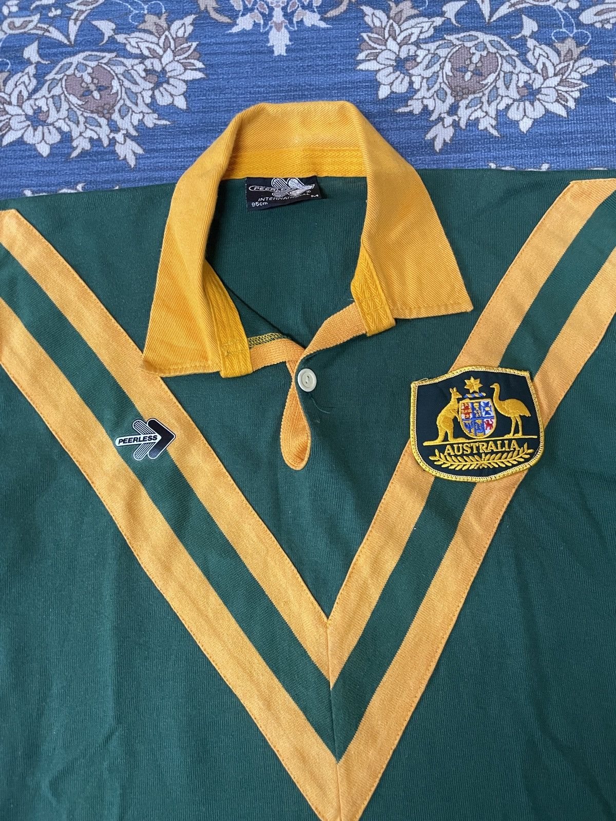 Vintage Vintage Australia Wallabies Rugby Peerless ugly Retro shirt Size US M / EU 48-50 / 2 - 5 Thumbnail