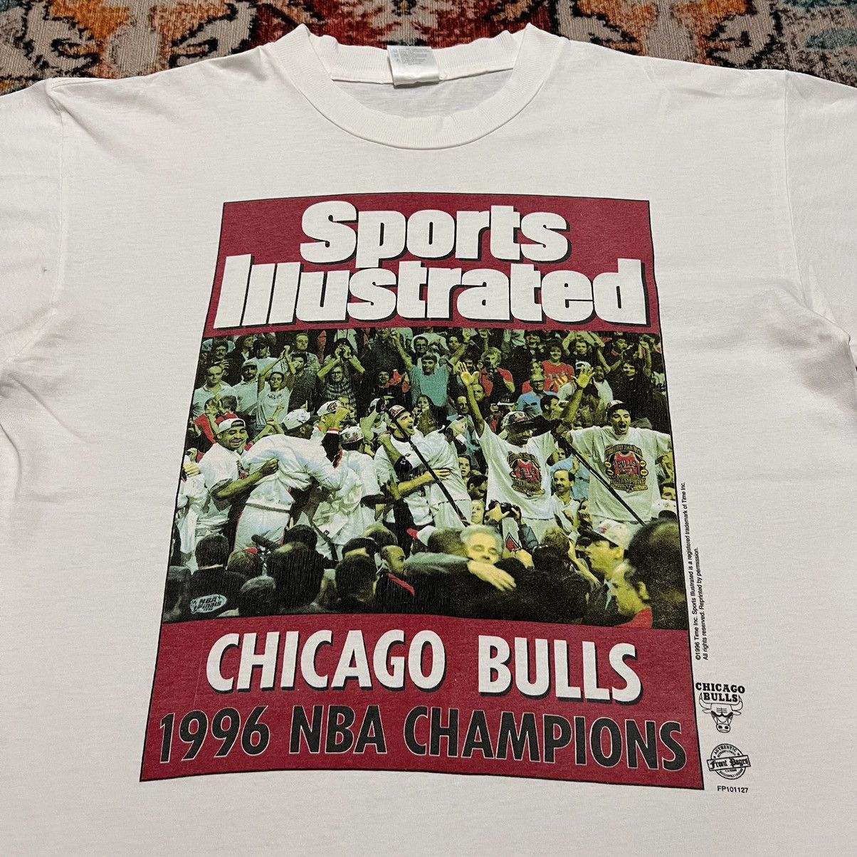 NBA × Vintage Vintage Sports Illustrated 1996 NBA Champions Chicago Bulls Size US XL / EU 56 / 4 - 2 Thumbnail