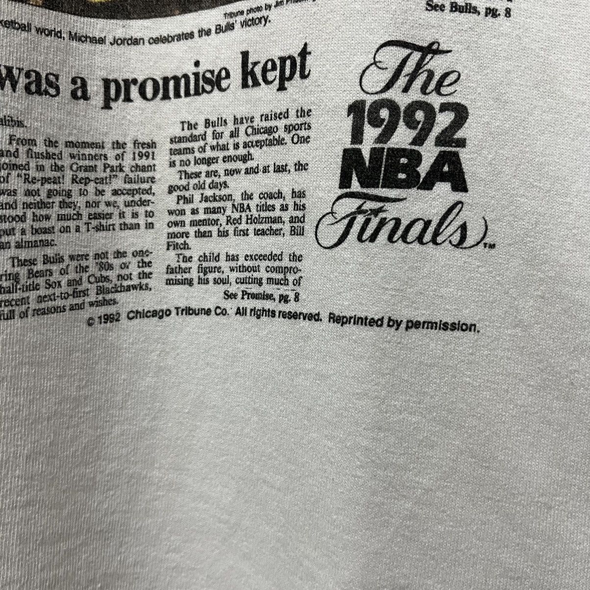 NBA Vintage Chicago Bulls NBA champion Front Page Newspaper Size US L / EU 52-54 / 3 - 7 Thumbnail
