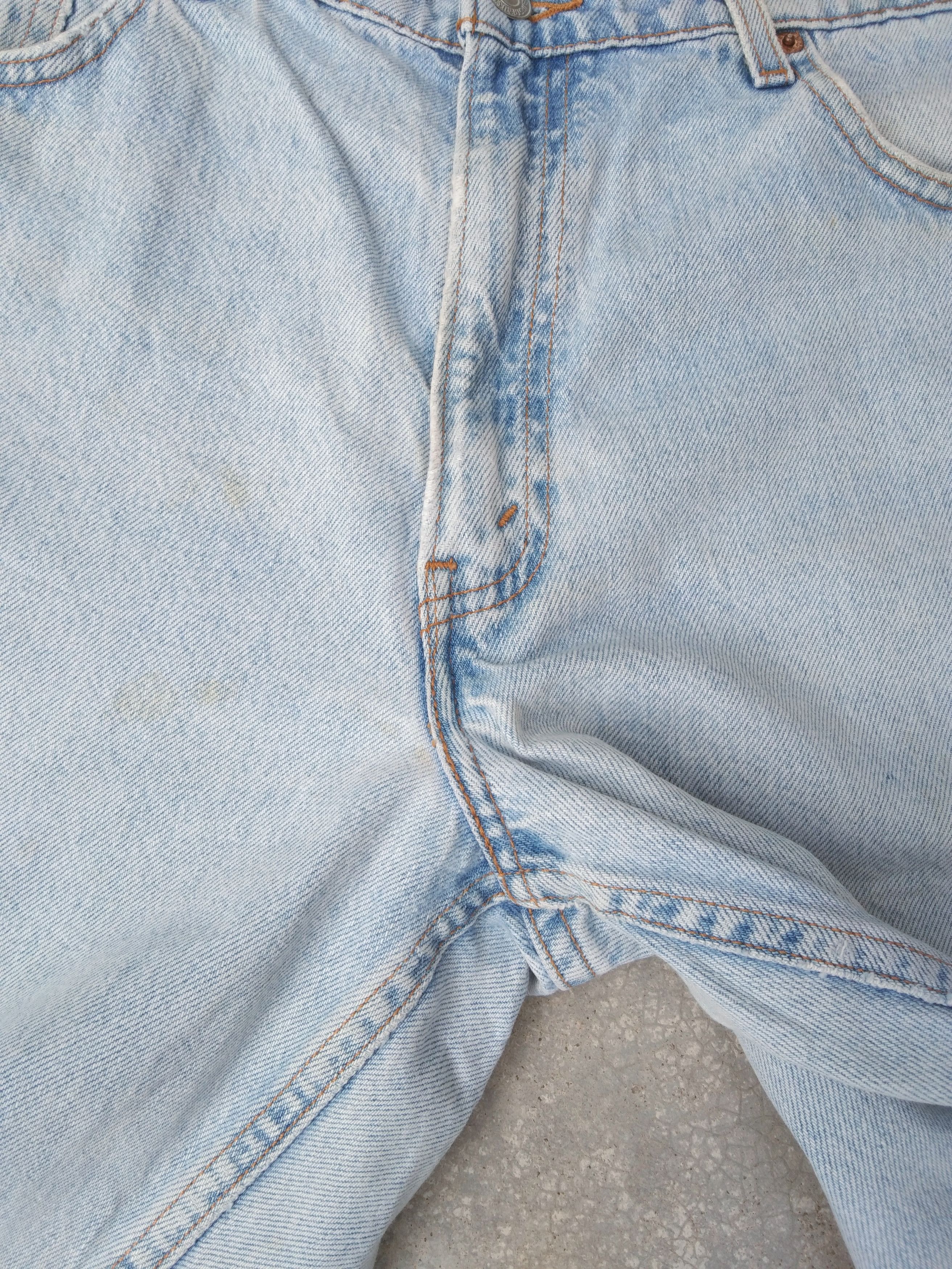Levi's Vintage Levi's Jeans 560 Loose Baggy Tapered Leg 33x34 Size US 33 - 8 Thumbnail