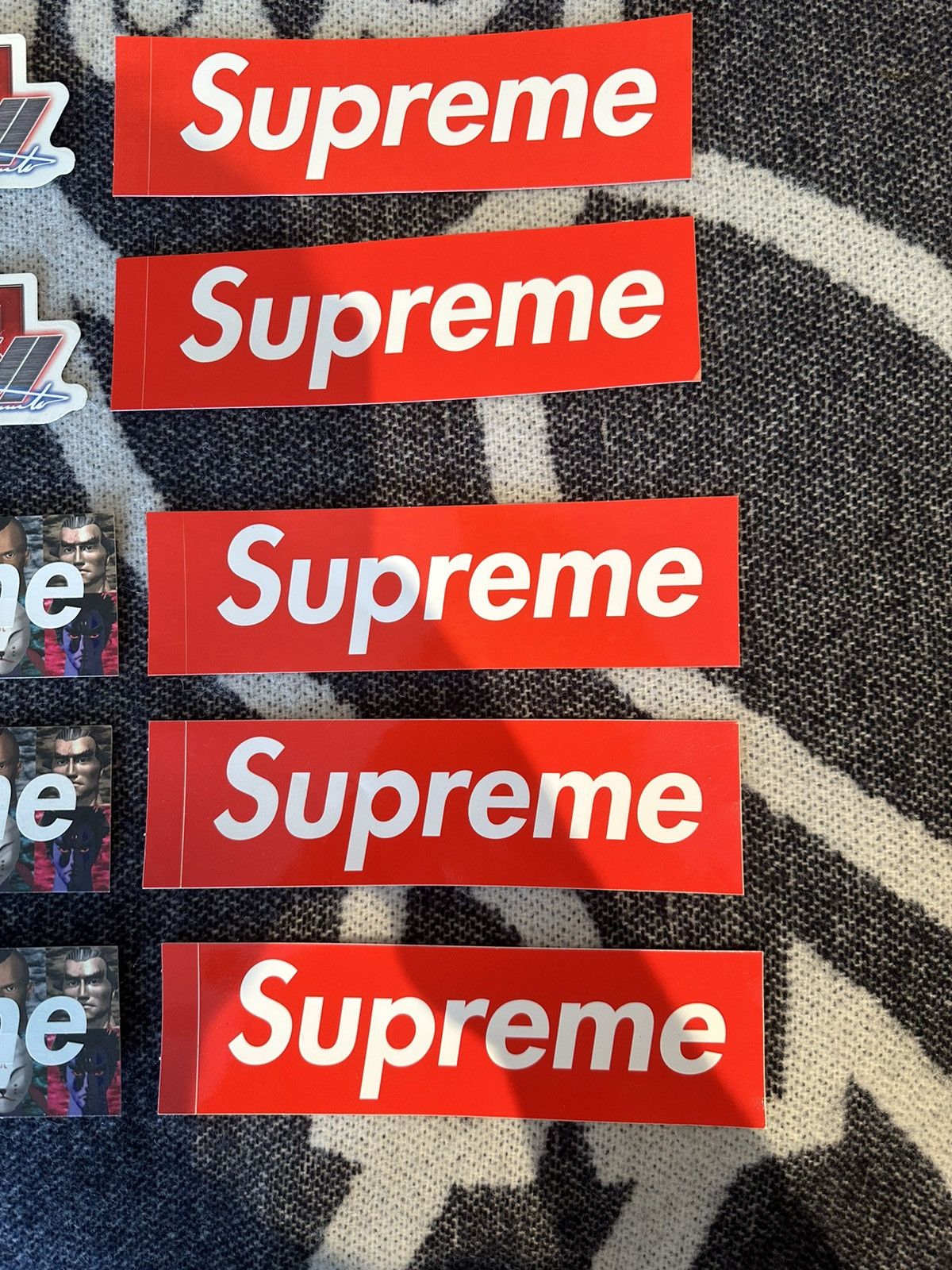 ステッカー有り‼️ Supreme 限定ZINE 2012 Supreme Red Riding Hood Sticker | eBay