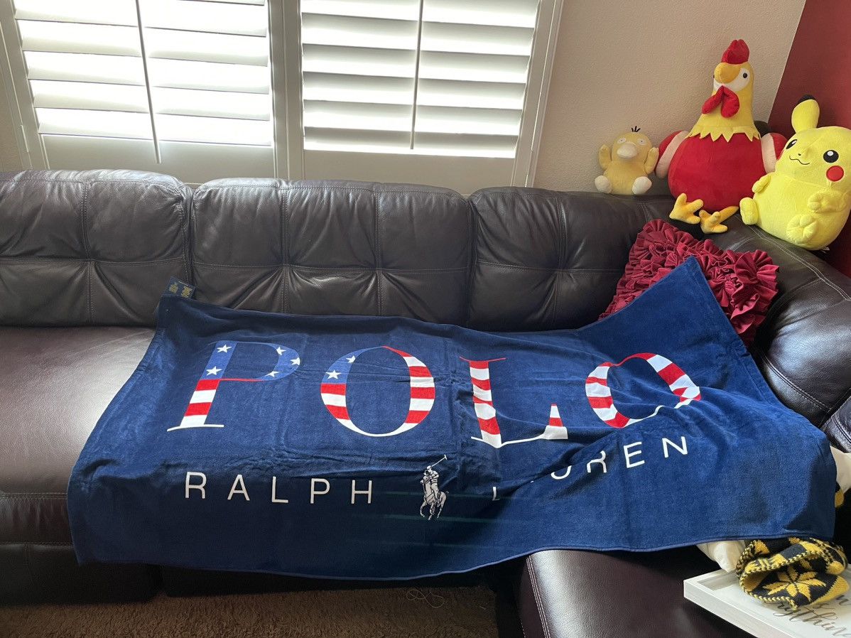 Polo Ralph Lauren NWT-RALPH LAUREN Red White & Navy Beach Towel35”x66”NWT Size ONE SIZE - 3 Thumbnail