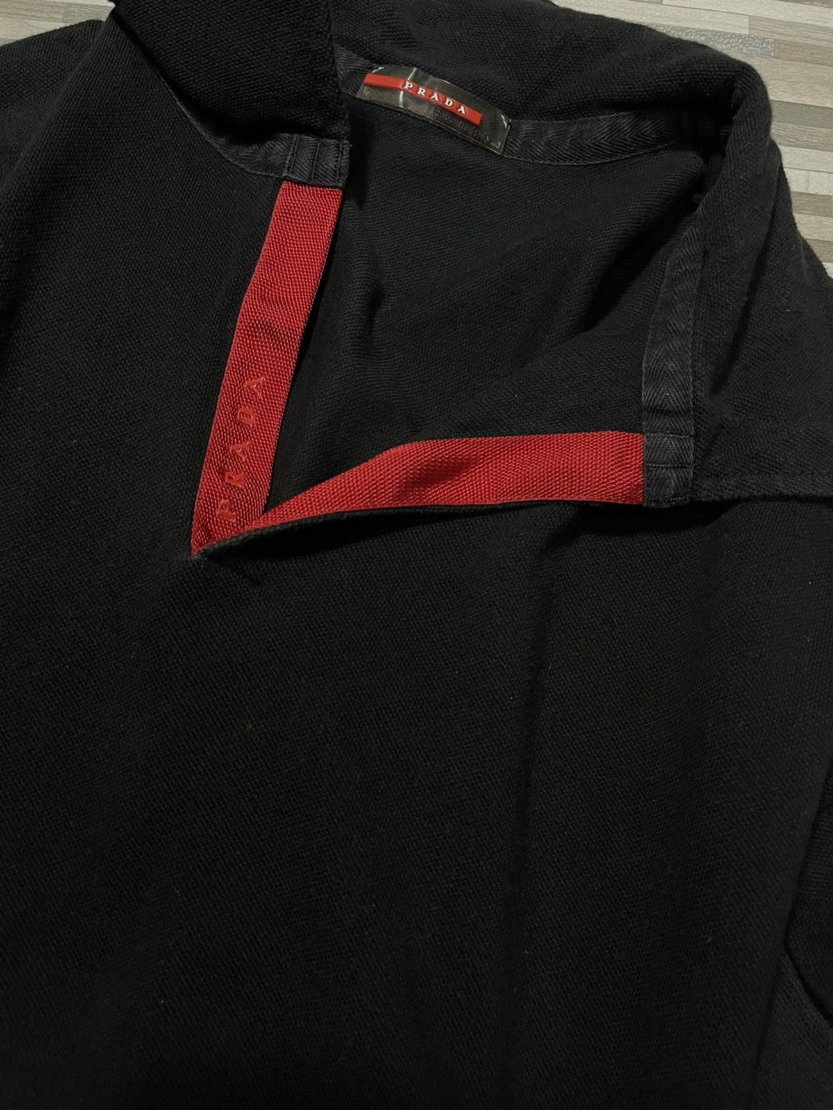 Prada Authentic Prada Polo Shirt Size US L / EU 52-54 / 3 - 4 Thumbnail