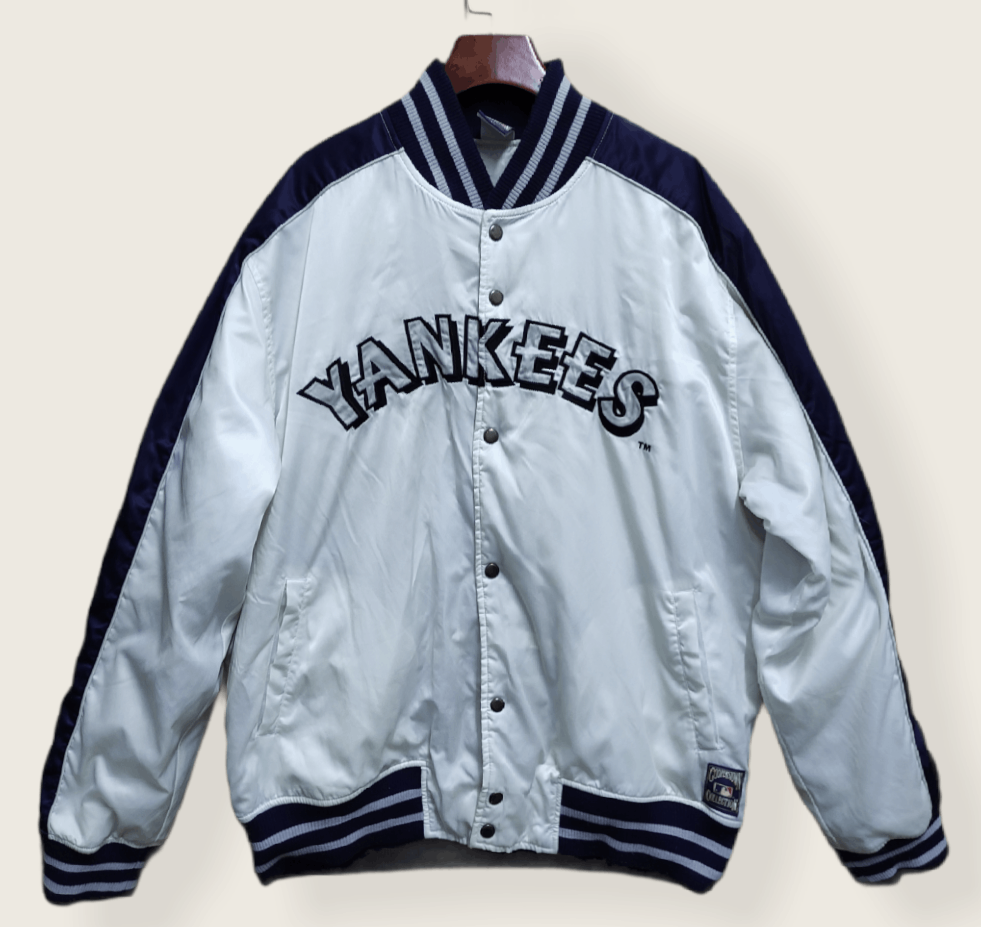 image of Cooperstown Collection x Majestic Yankees Mlb Vintage Bomber Jacket in Blue/White, Men's (Size XL)