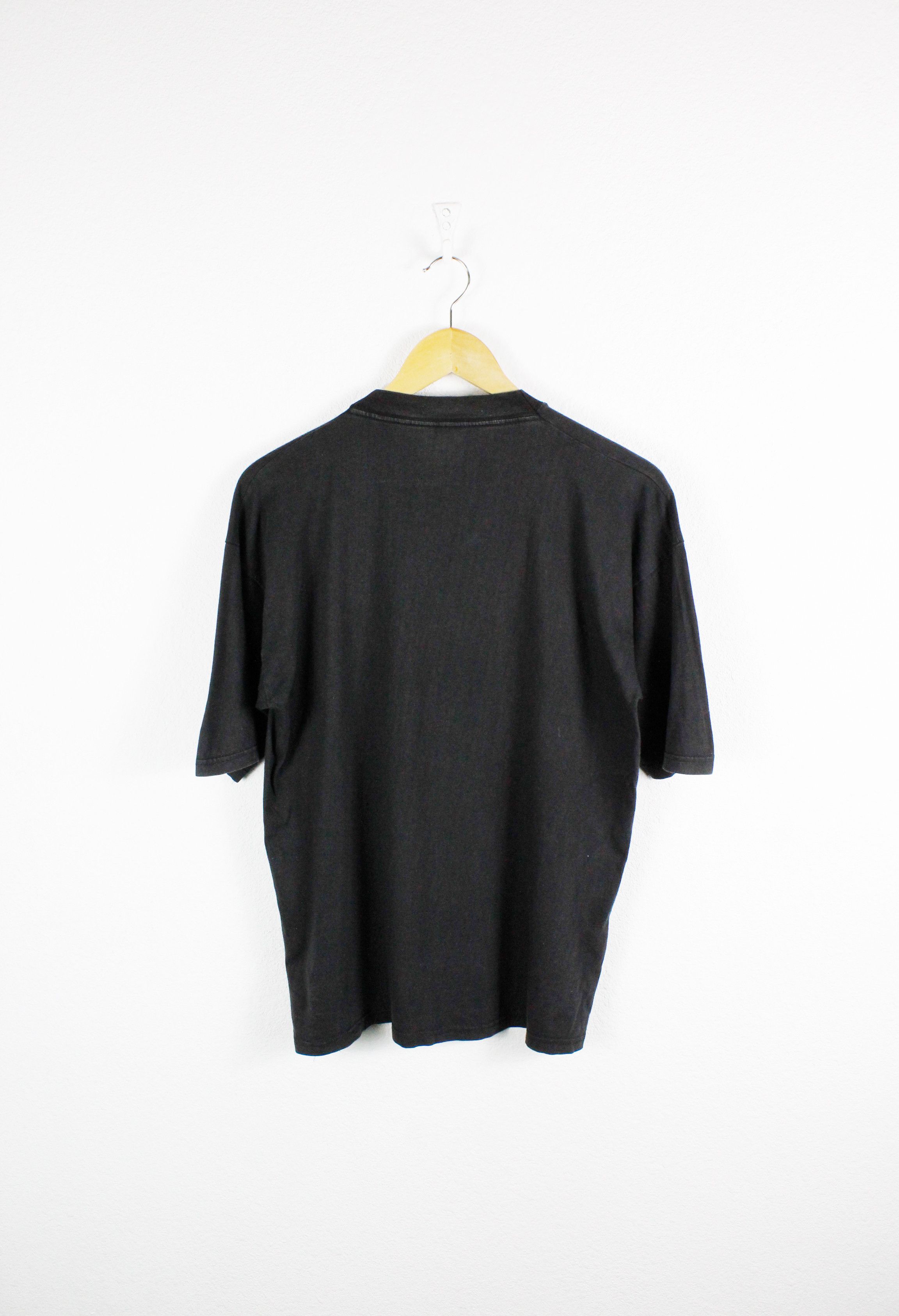 Band Tees × Rap Tees × Vintage Vintage 1993 Black is Back Rap Tee Graphic T-shirt 90s Size US L / EU 52-54 / 3 - 9 Thumbnail