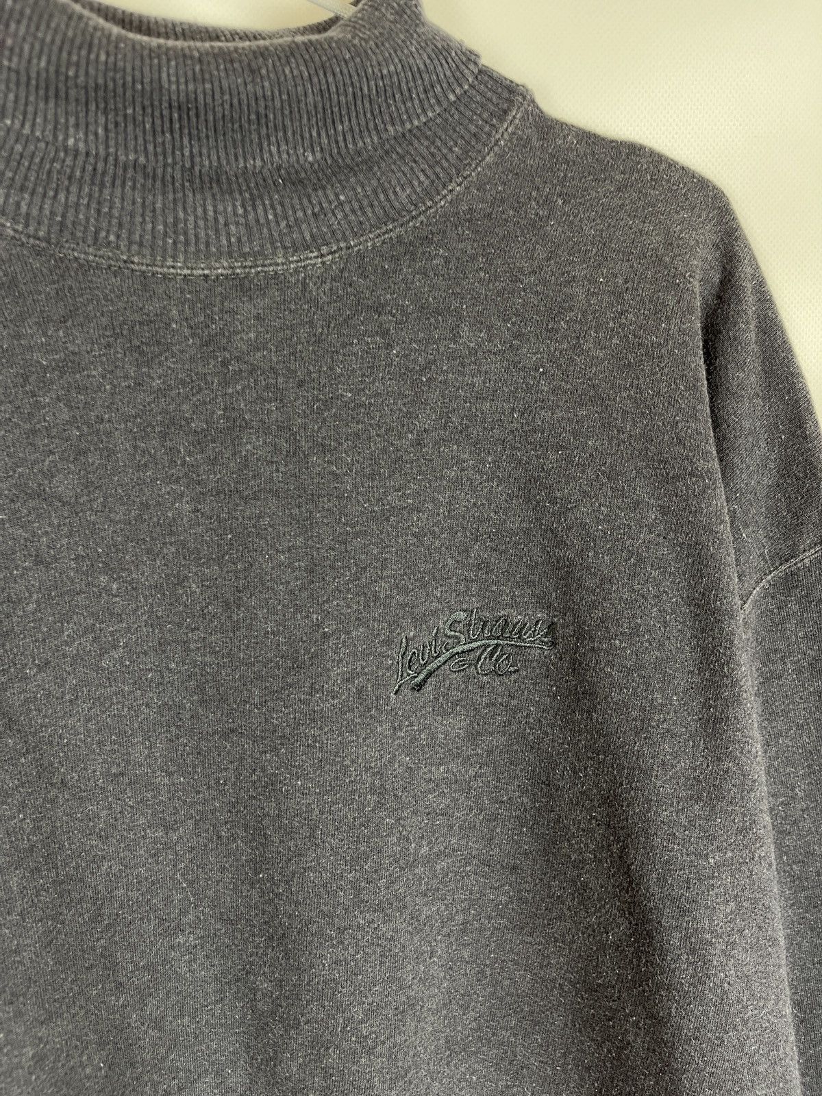 Levi's Levi’s vintage 90s logo turtleneck basic sweatshirt Size US L / EU 52-54 / 3 - 7 Thumbnail