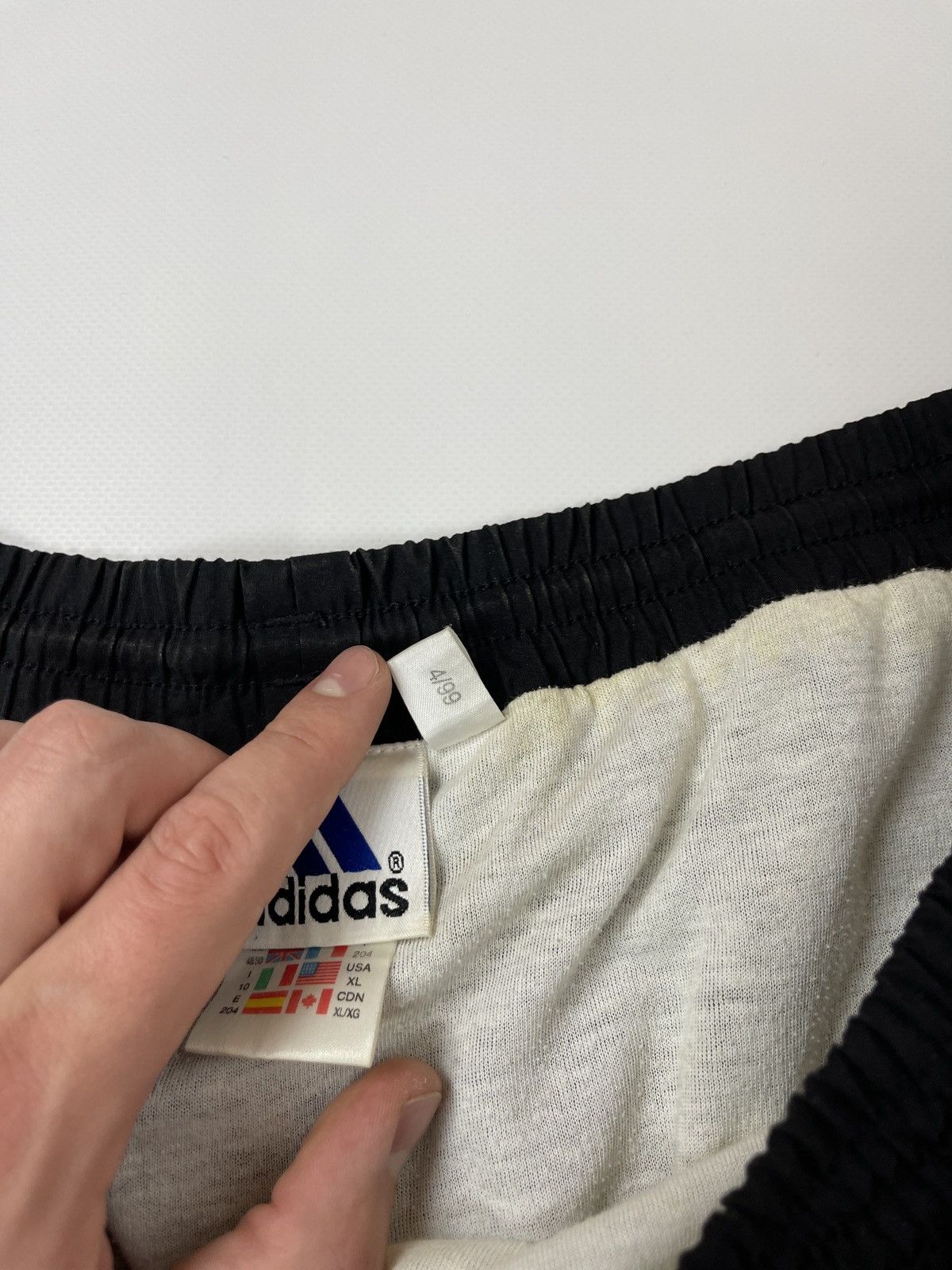 Adidas Adidas vintage 90s double logo stripes black shorts Size US 36 / EU 52 - 6 Thumbnail