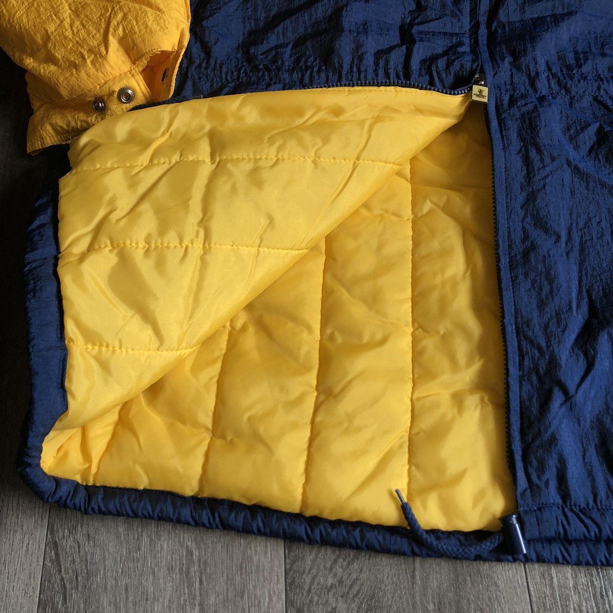 Vintage New Vintage 1990s Georgia Tech University Puffer Hood Jacket Size US L / EU 52-54 / 3 - 8 Thumbnail