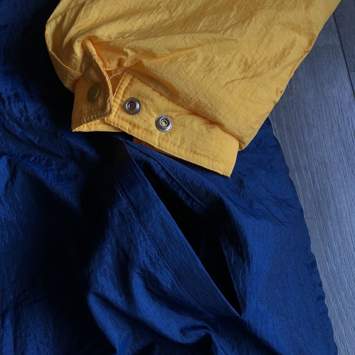 Vintage New Vintage 1990s Georgia Tech University Puffer Hood Jacket Size US L / EU 52-54 / 3 - 7 Thumbnail