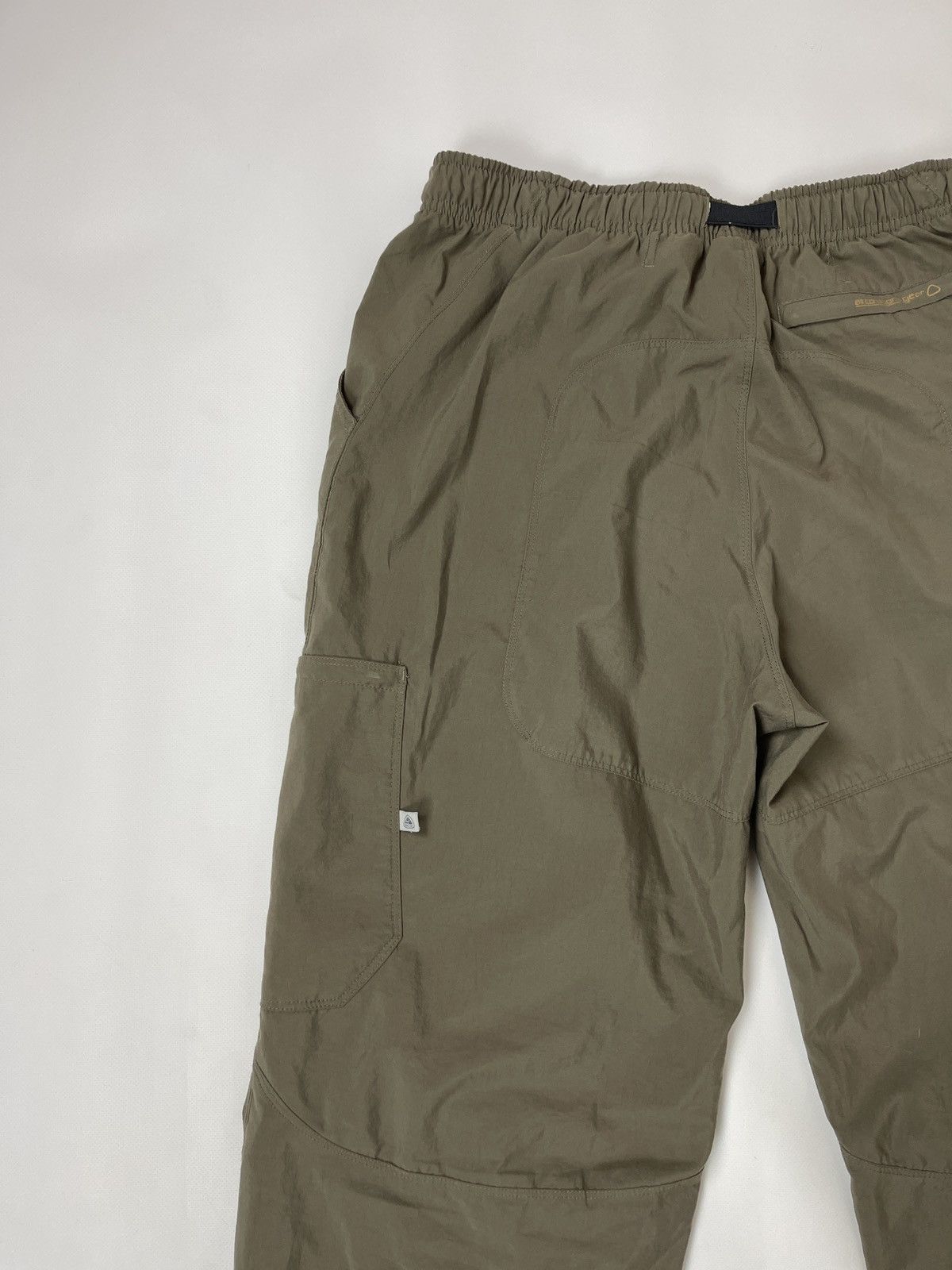Nike ACG Nike ACG vintage y2k hiking outdoor pants logo Size US 34 / EU 50 - 19 Thumbnail