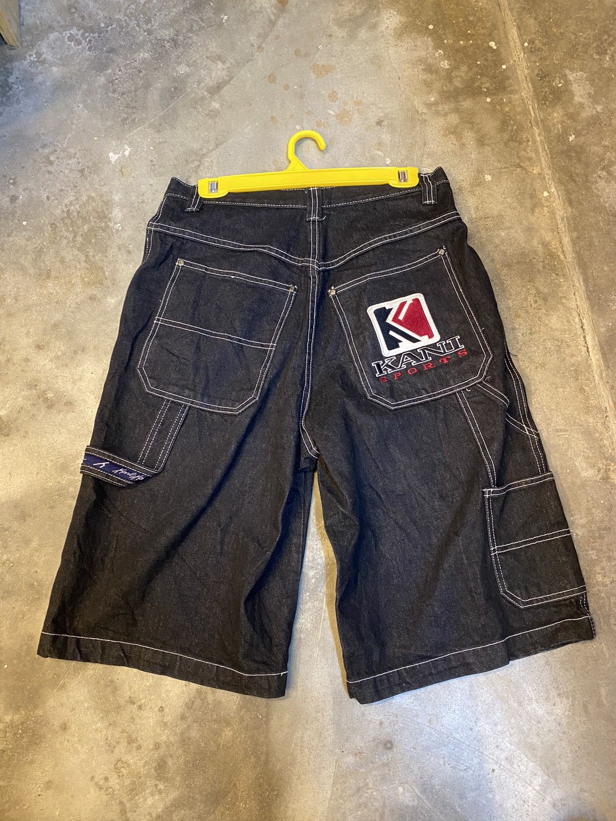 Karl Kani Vintage KARL KANI Embroidery 5 Pockets Quarter Pant Size US 31 - 1 Thumbnail