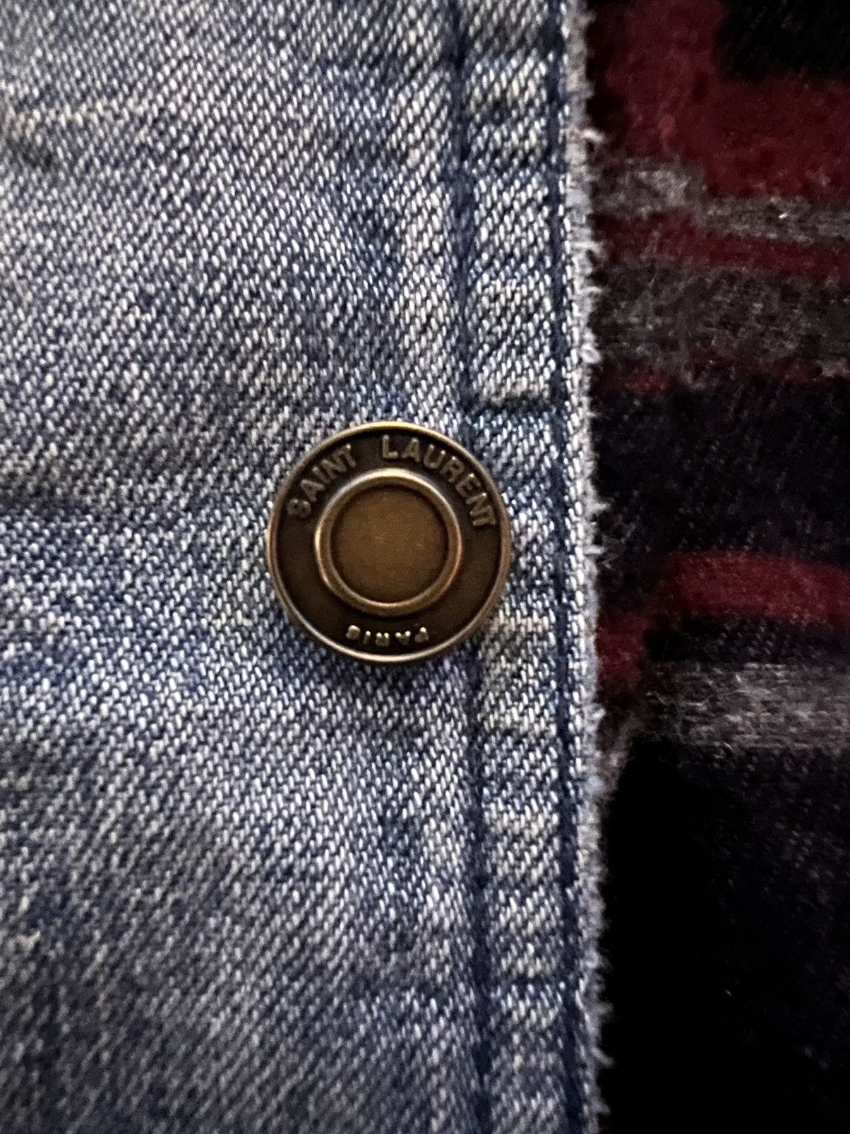 Saint Laurent Paris Saint laurent vintage denim jacket fits like a sz M Size US L / EU 52-54 / 3 - 3 Thumbnail