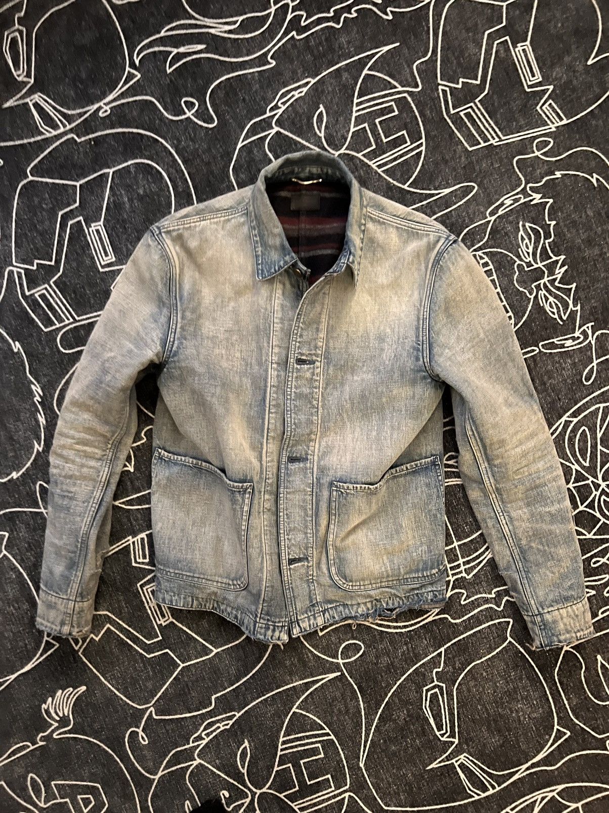 Saint Laurent Paris Saint laurent vintage denim jacket fits like a sz M Size US L / EU 52-54 / 3 - 1 Thumbnail