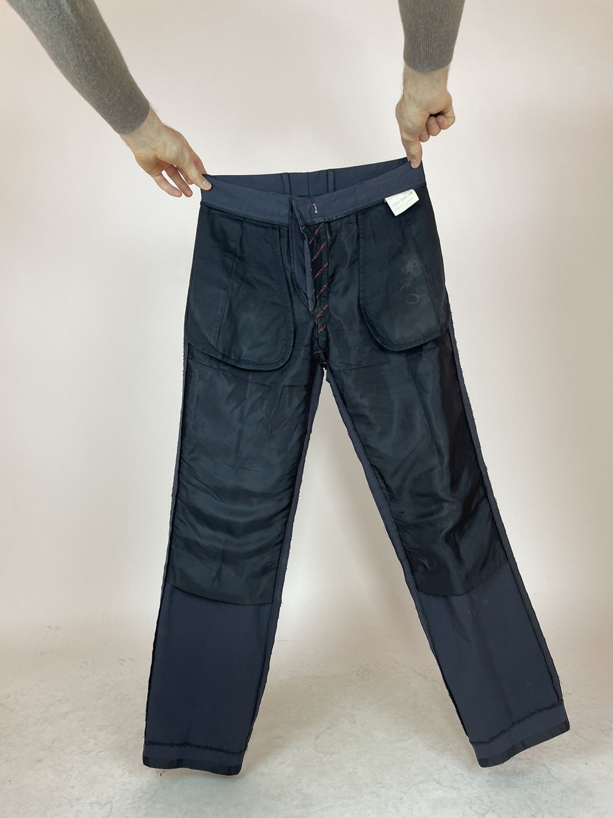 Hugo Boss HUGO BOSS VINTAGE Nylon/Polyamide Trousers Pants Mens sz. 46 Size US 31 - 14 Thumbnail