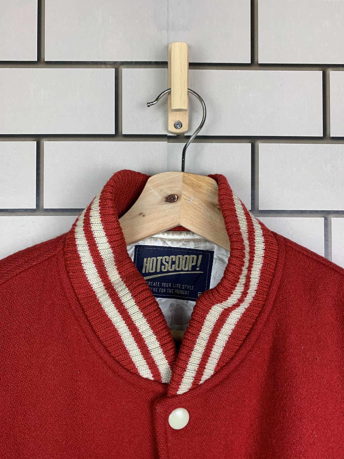 Vintage Vintage 90s Hot Scoop Varsity Bomber Jacket Size US L / EU 52-54 / 3 - 9 Thumbnail