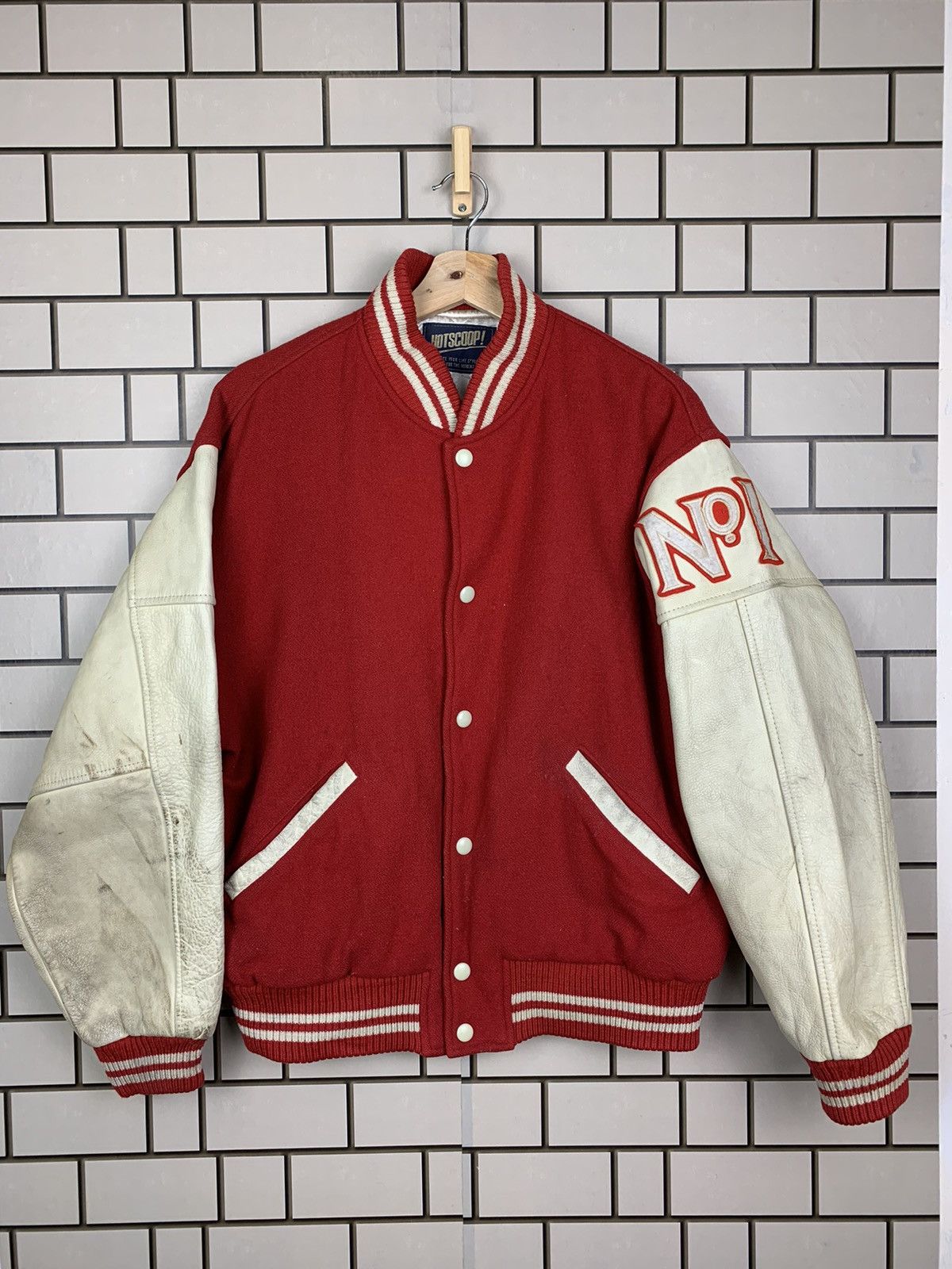 Vintage Vintage 90s Hot Scoop Varsity Bomber Jacket Size US L / EU 52-54 / 3 - 2 Thumbnail