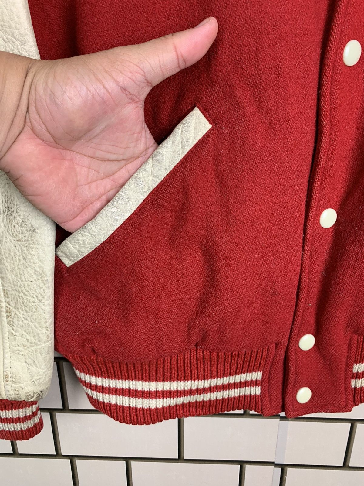 Vintage Vintage 90s Hot Scoop Varsity Bomber Jacket Size US L / EU 52-54 / 3 - 10 Thumbnail