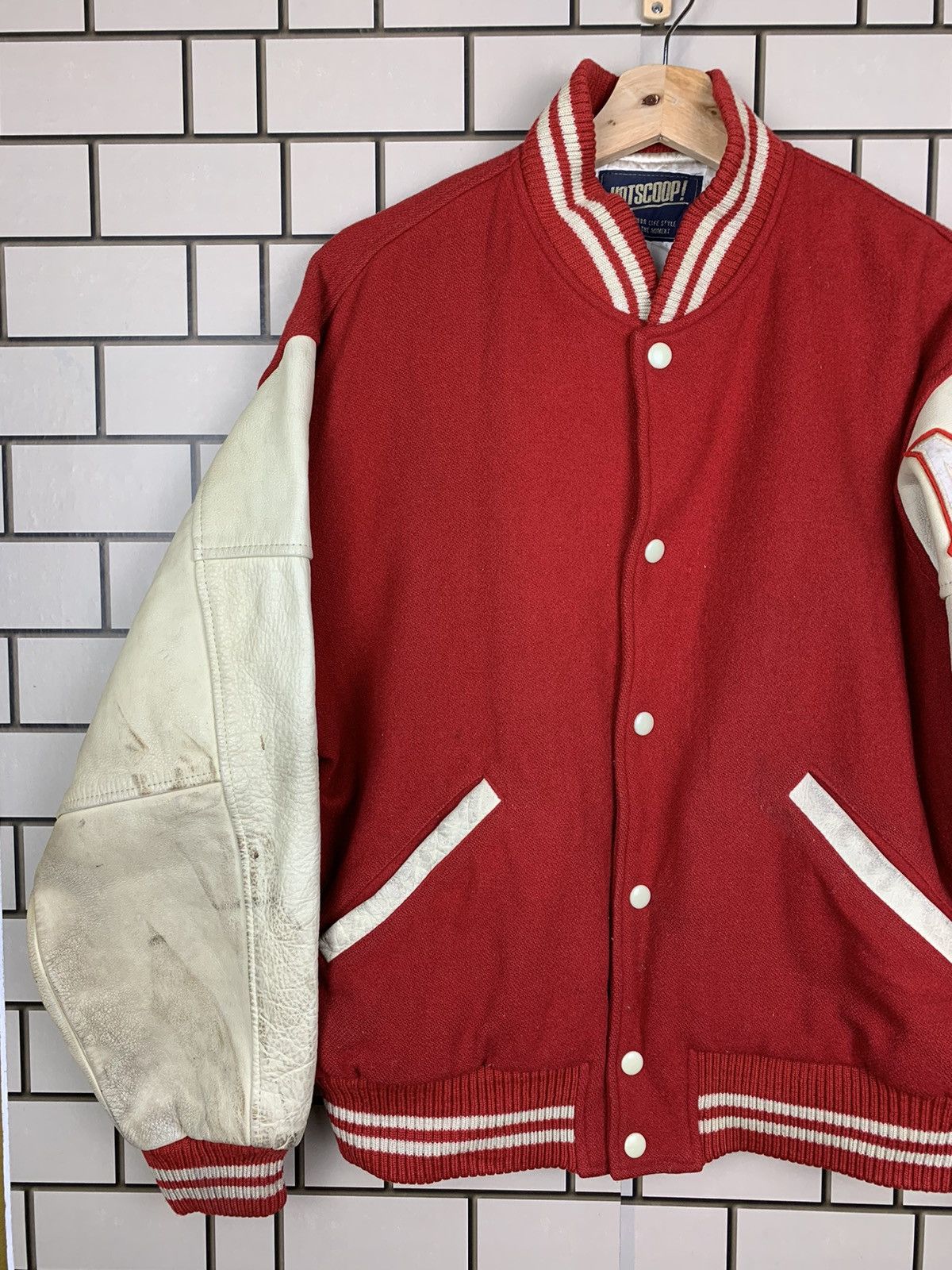 Vintage Vintage 90s Hot Scoop Varsity Bomber Jacket Size US L / EU 52-54 / 3 - 5 Thumbnail