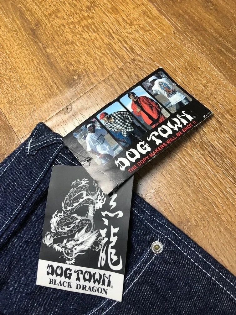 Dogtown Vintage Dog Town Black Dragon Short Pants Size US 32 / EU 48 - 6 Thumbnail