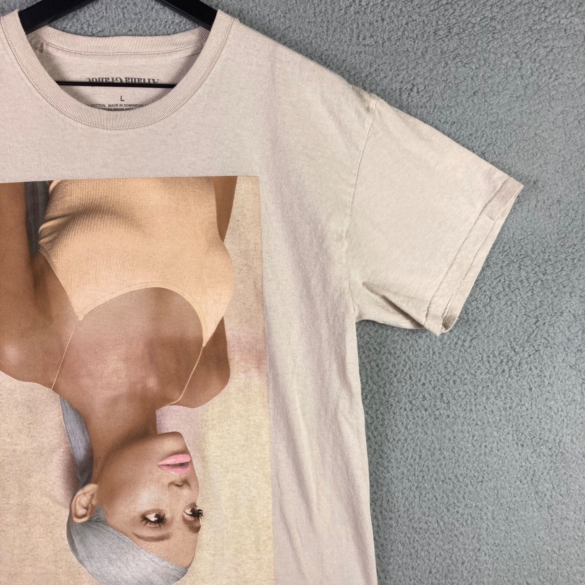 Band Tees Ariana Grande Sweetener World Tour Unisex Adult T-Shirt Size Size US L / EU 52-54 / 3 - 8 Thumbnail