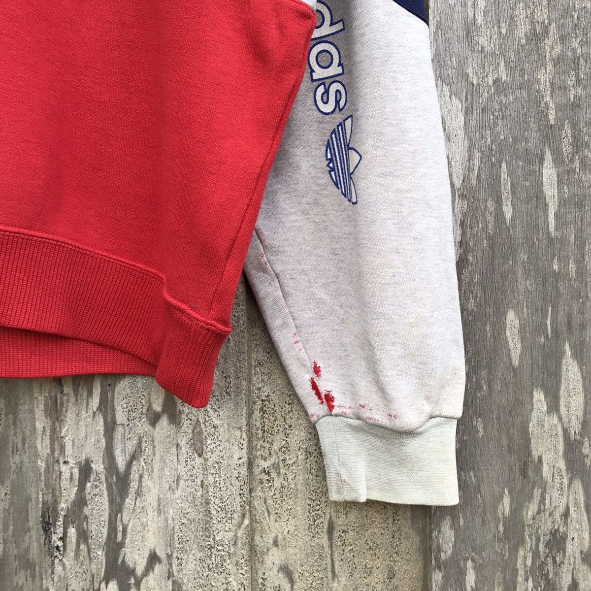 Adidas × Descente × Vintage Vintage Adidas Crewneck Spell Out Sweatshirt Size US L / EU 52-54 / 3 - 3 Thumbnail