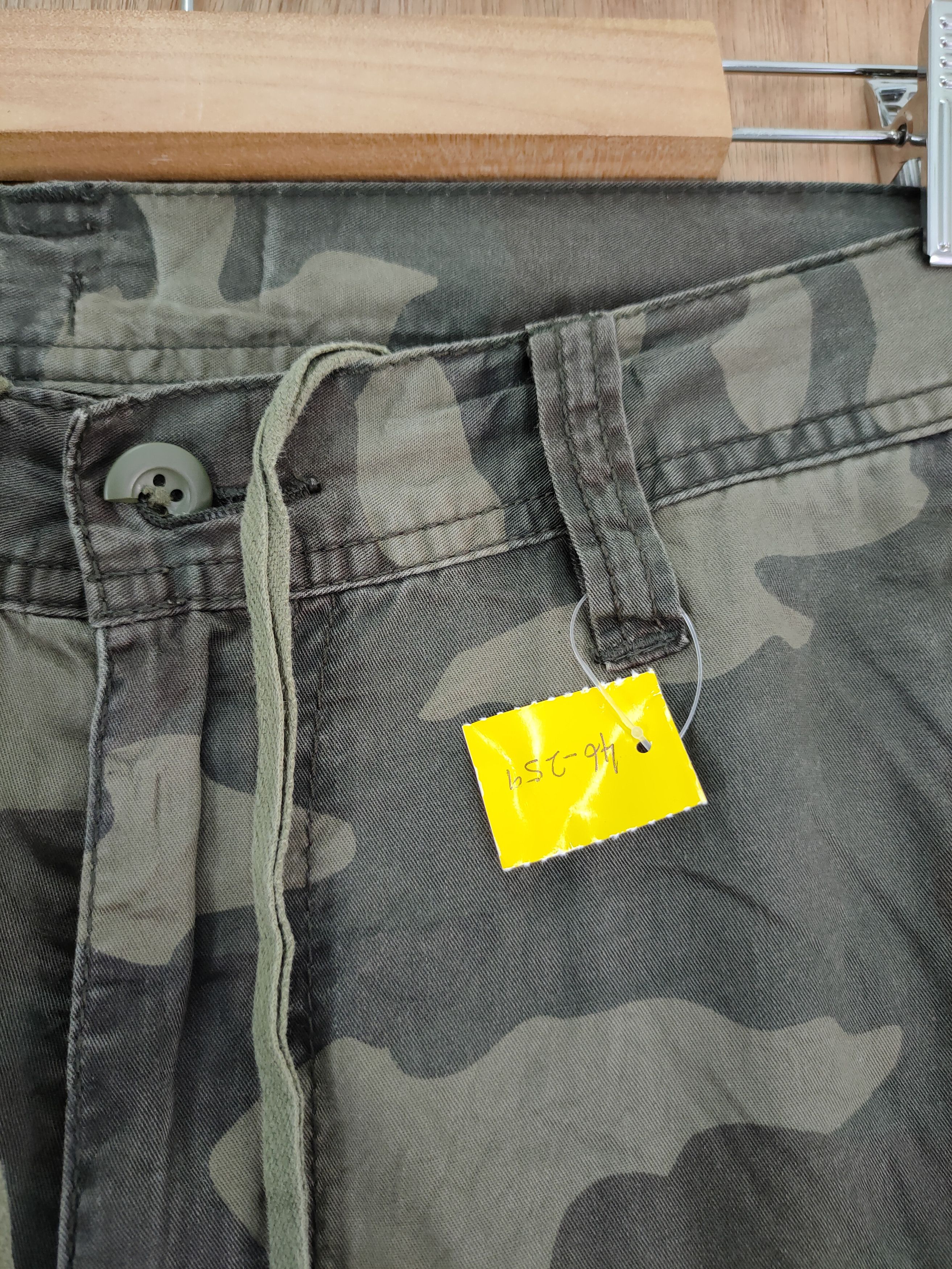 Japanese Brand DLL Uniqlo camo military japan tactical cargo pants #46-259 Size US 32 / EU 48 - 6 Thumbnail