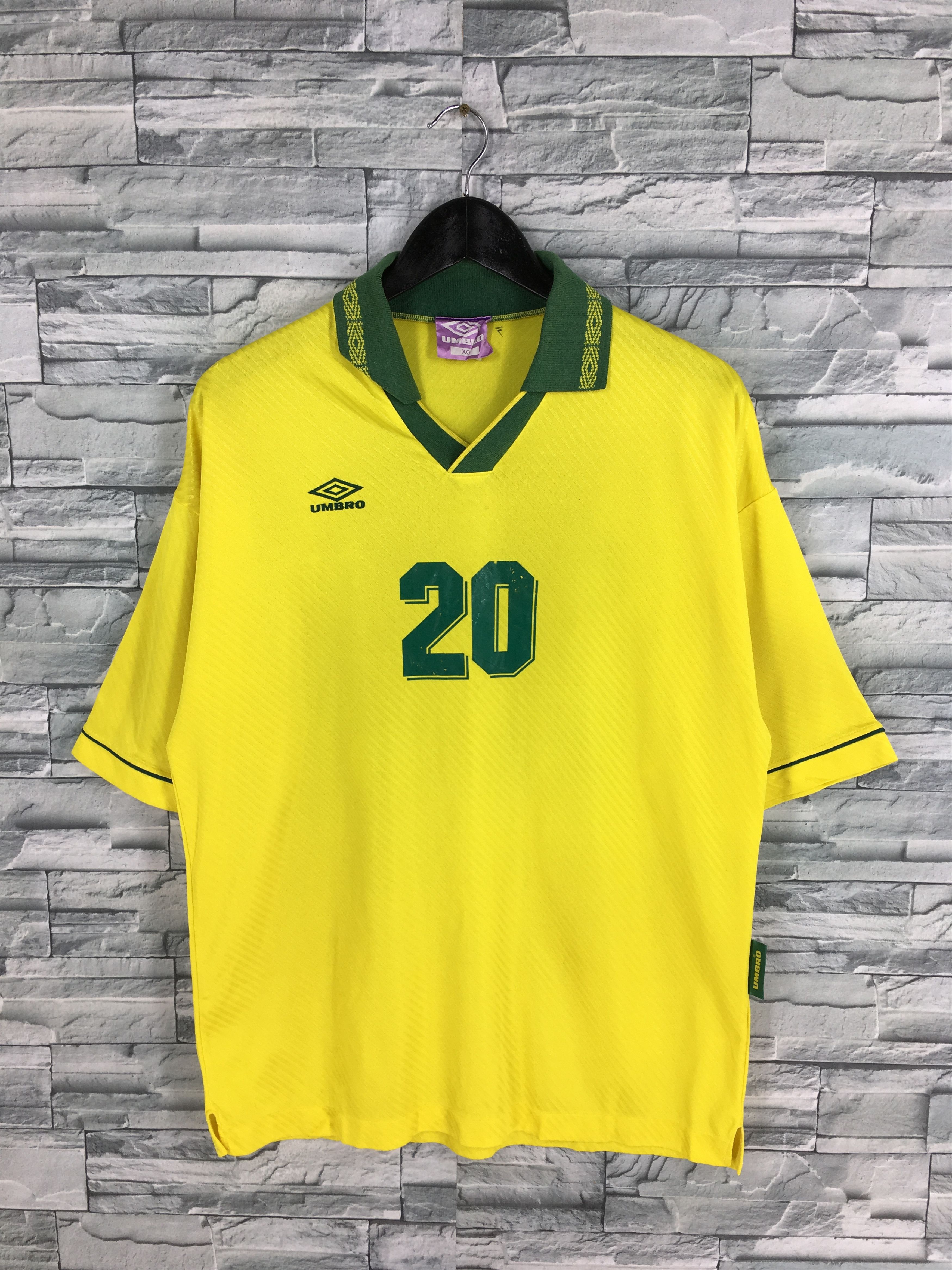 Maillot Umbro template année 90's - Vintage Football Area