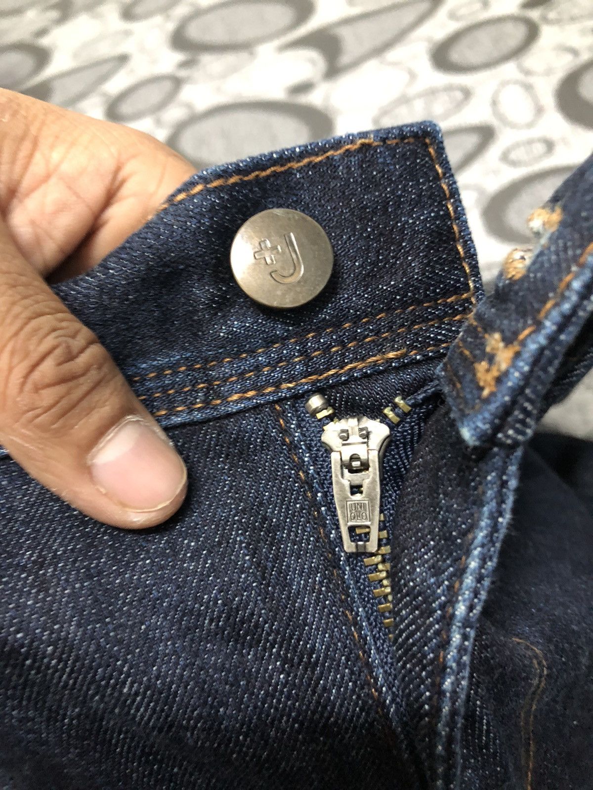 Rare J+ Distressed Skinny Fit Straight .