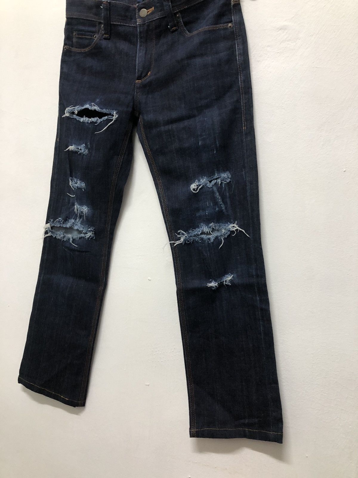 Rare J+ Distressed Skinny Fit Straight .