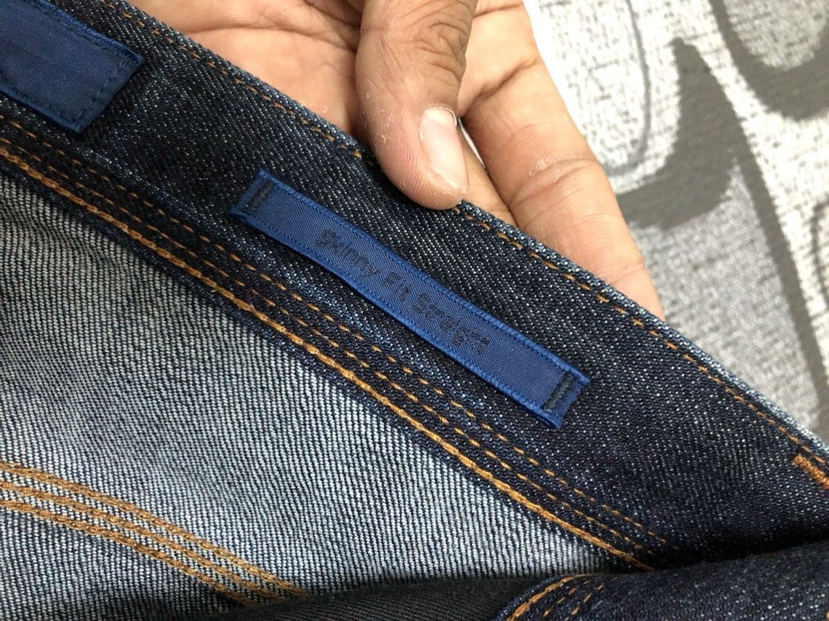 Rare J+ Distressed Skinny Fit Straight .