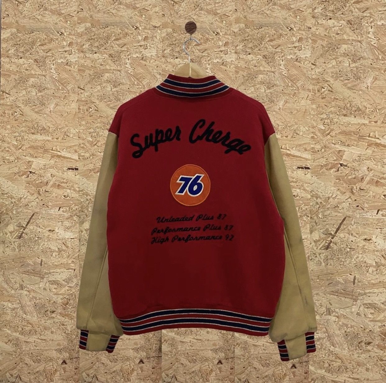 76 スタジャン赤Varsity jacket 76 lubricants