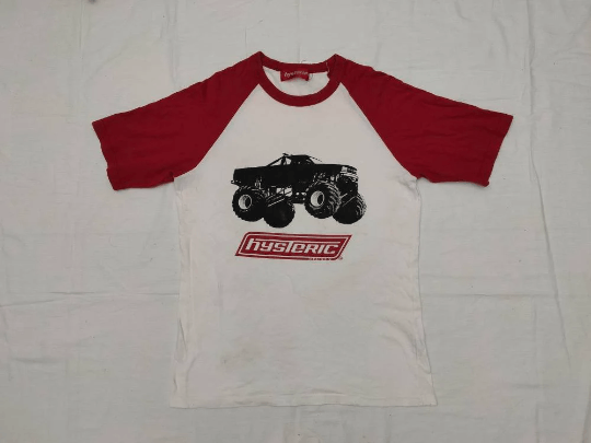Hysteric Glamour Rare! Vintage Hysteric Glamour Bigfoot Car Tshirt Size US M / EU 48-50 / 2 - 1 Thumbnail