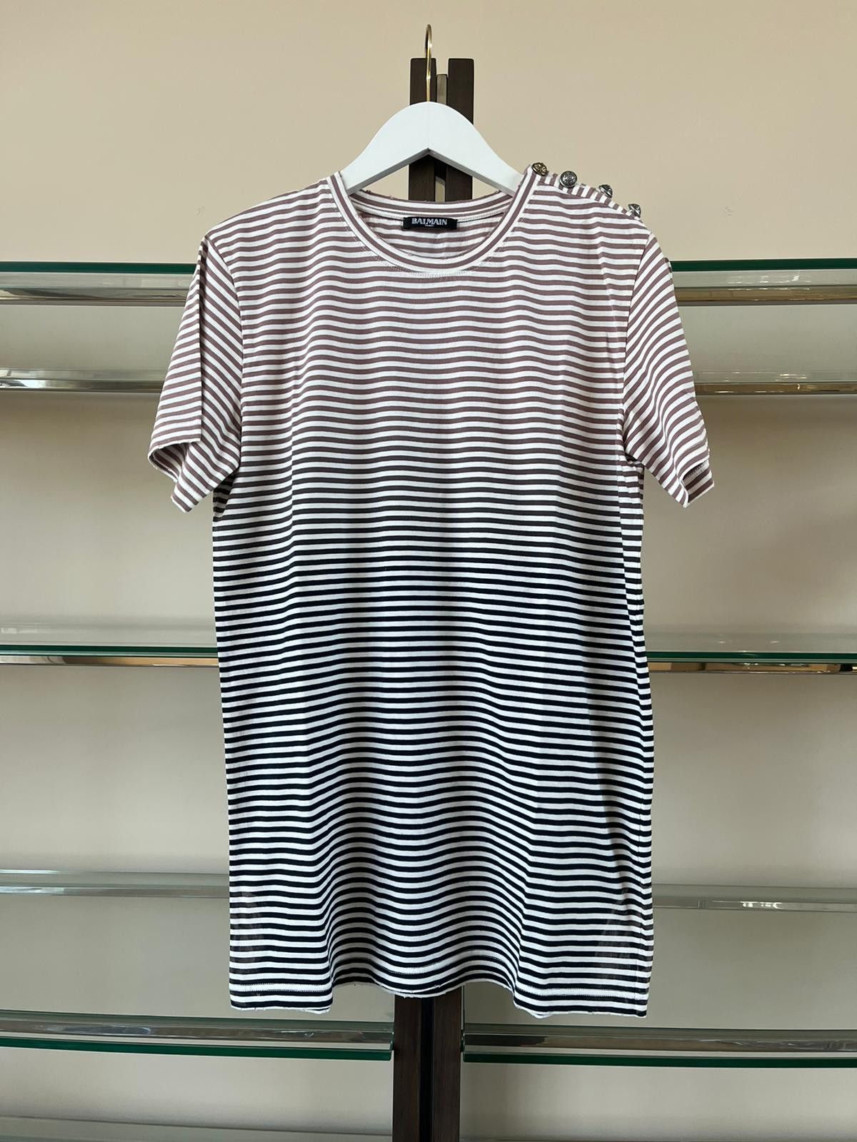 Degrade Button Shoulder T-Shirt in Multicolor