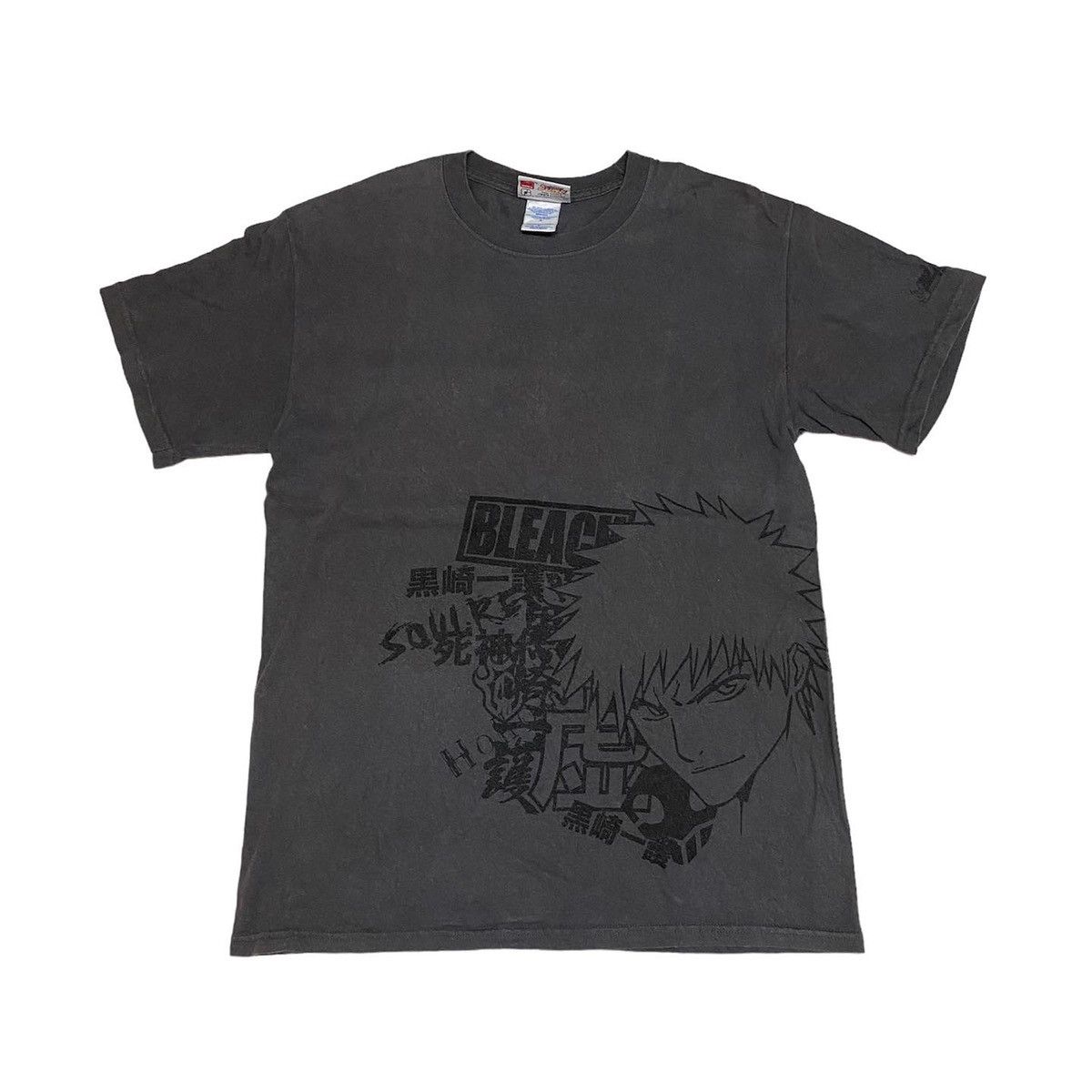 Anime Vintage bleach anime Size US M / EU 48-50 / 2 - 1 Thumbnail