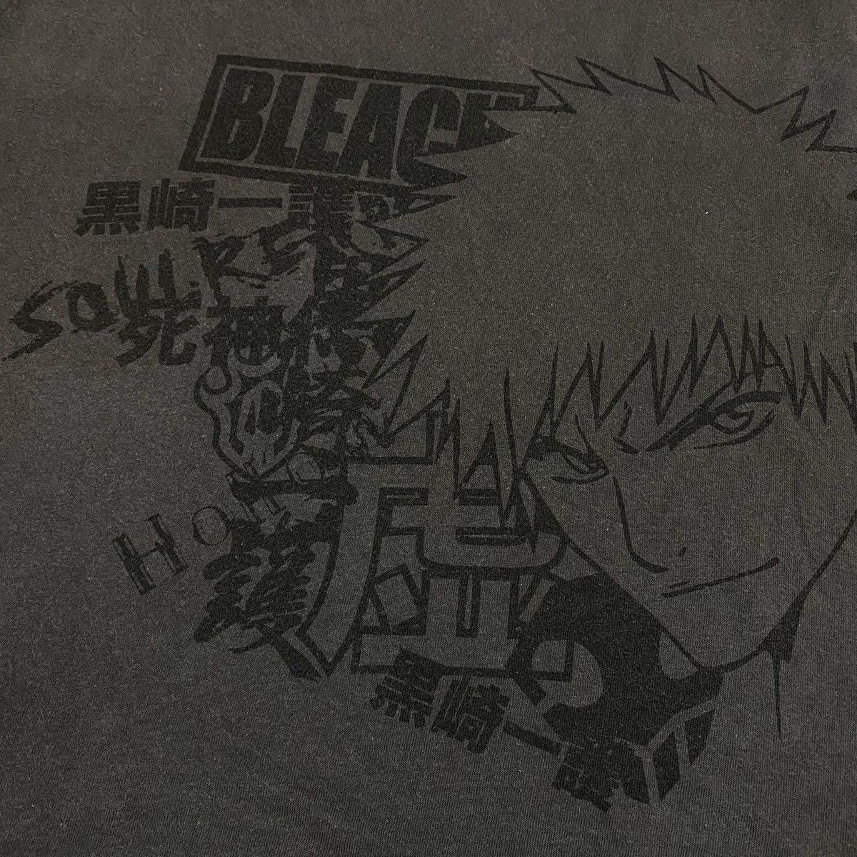 Anime Vintage bleach anime Size US M / EU 48-50 / 2 - 2 Thumbnail