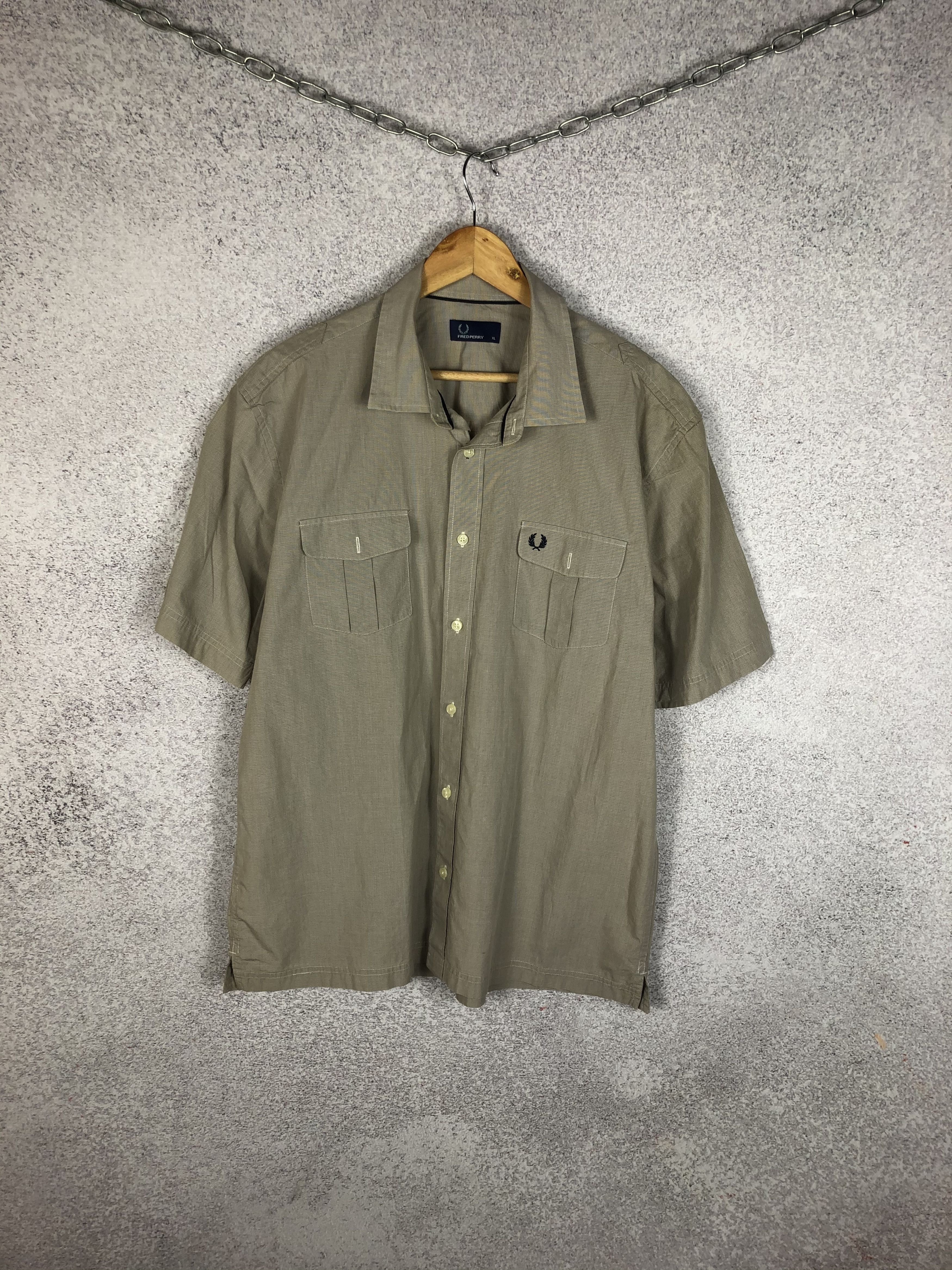 Fred Perry Men’s Fred Perry Vintage shirt Button Up short sleeve Size US XL / EU 56 / 4 - 1 Thumbnail
