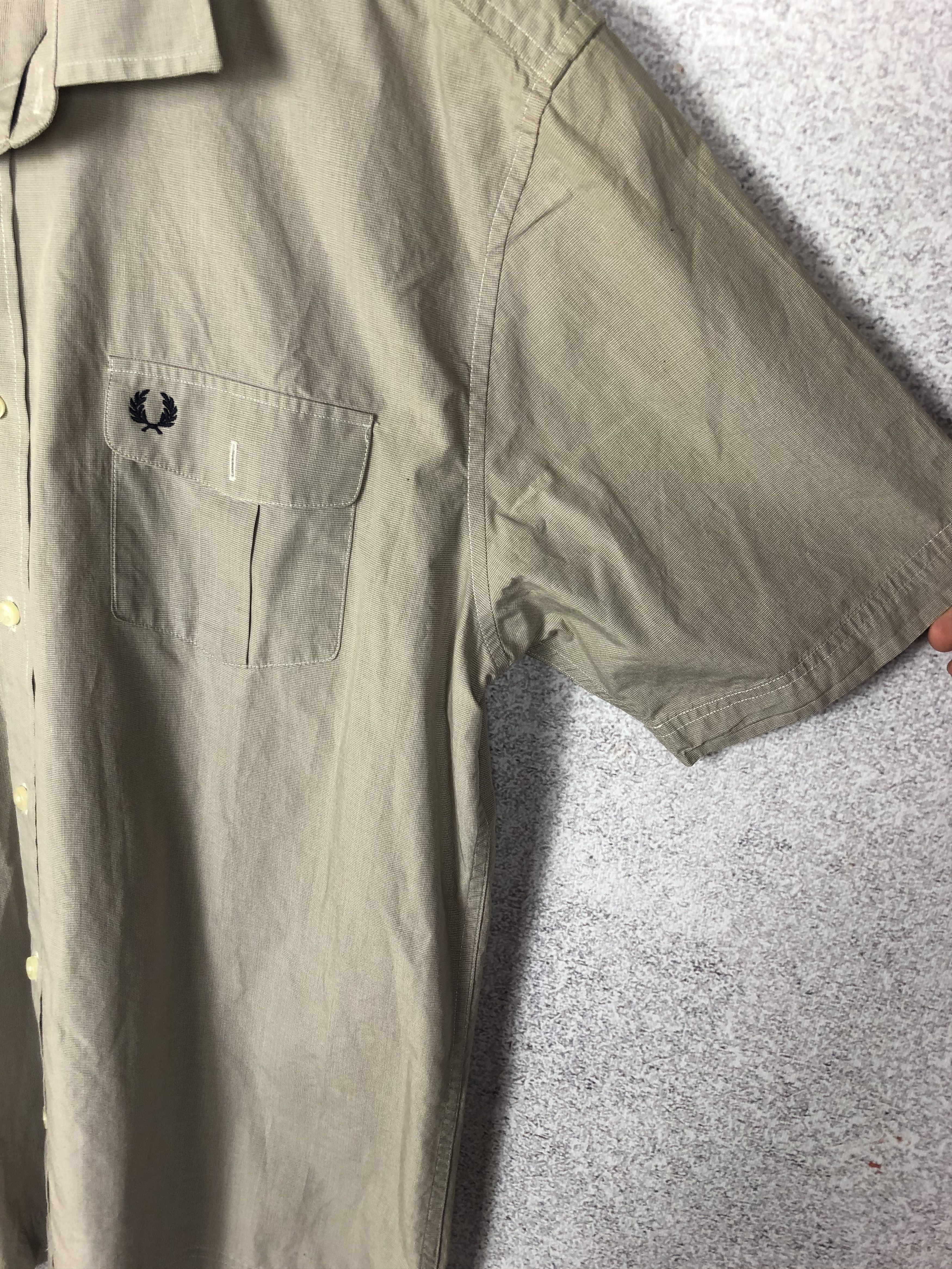 Fred Perry Men’s Fred Perry Vintage shirt Button Up short sleeve Size US XL / EU 56 / 4 - 4 Thumbnail