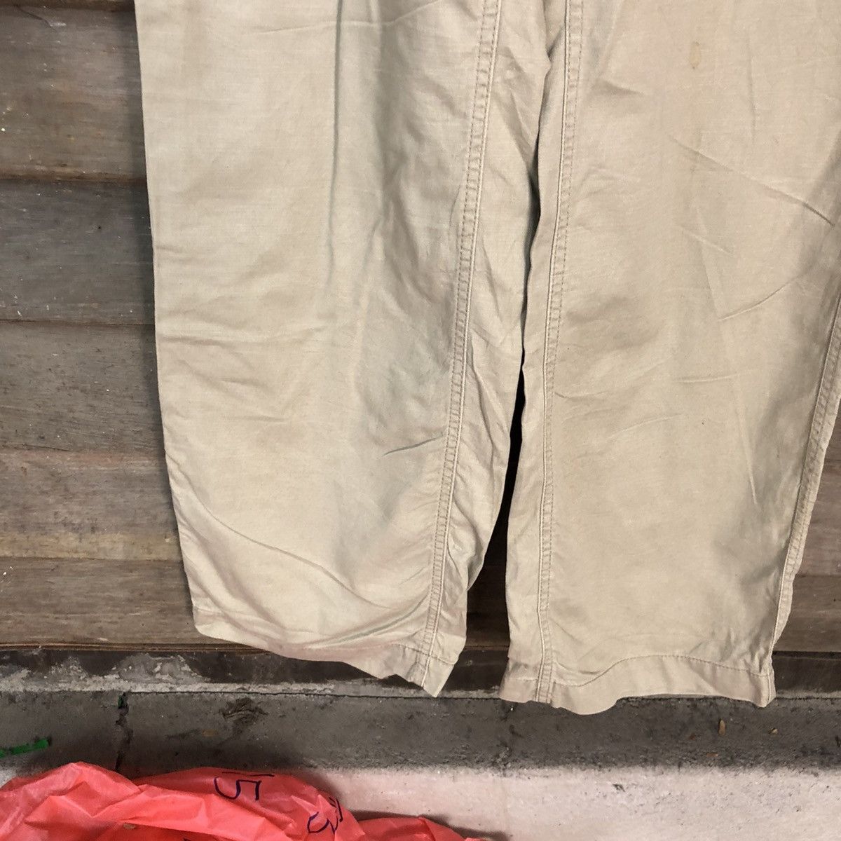 Japanese Brand Japanese Brand utility streetwear Cream Cargo Pants #3346 Size US 32 / EU 48 - 8 Thumbnail