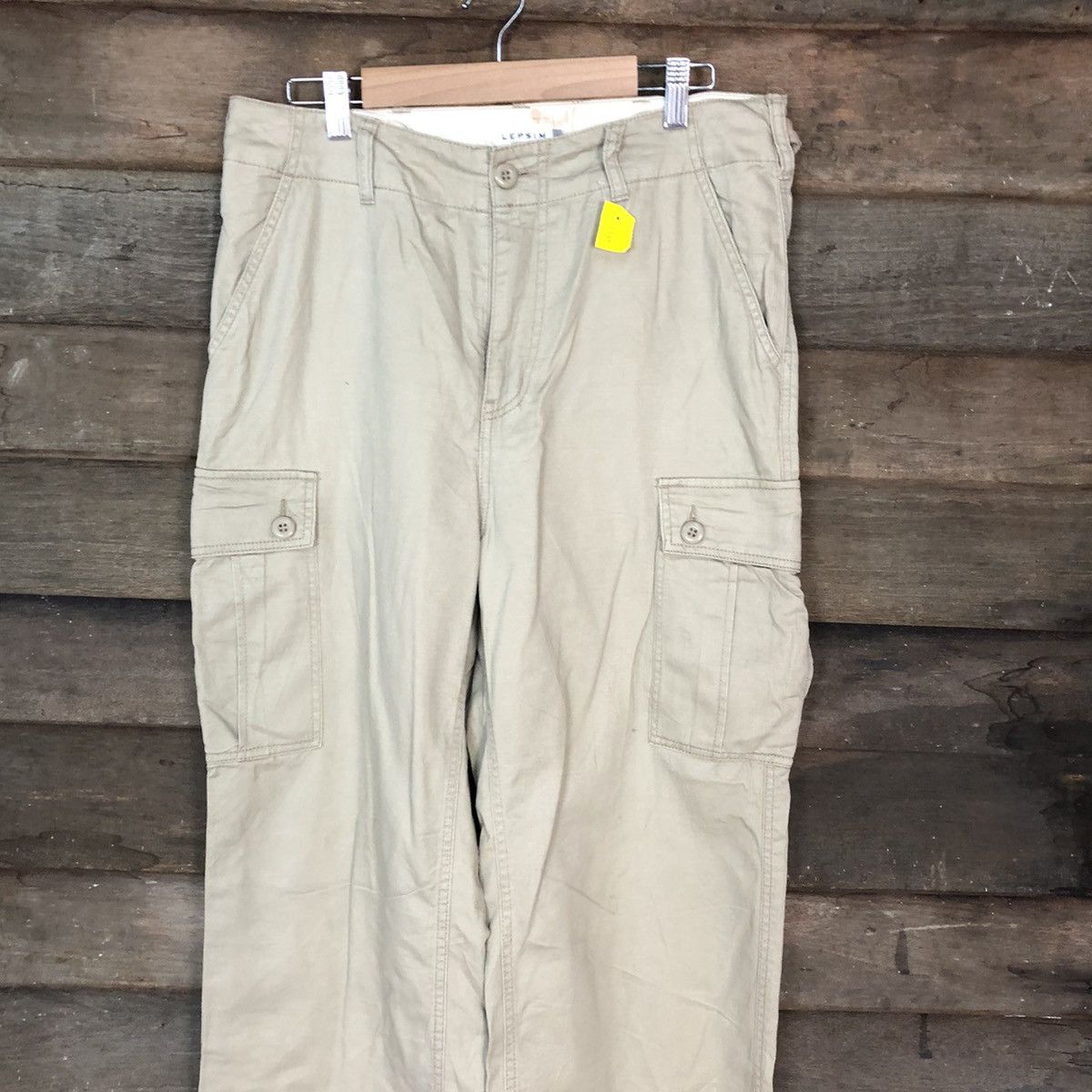 Japanese Brand Japanese Brand utility streetwear Cream Cargo Pants #3346 Size US 32 / EU 48 - 2 Thumbnail