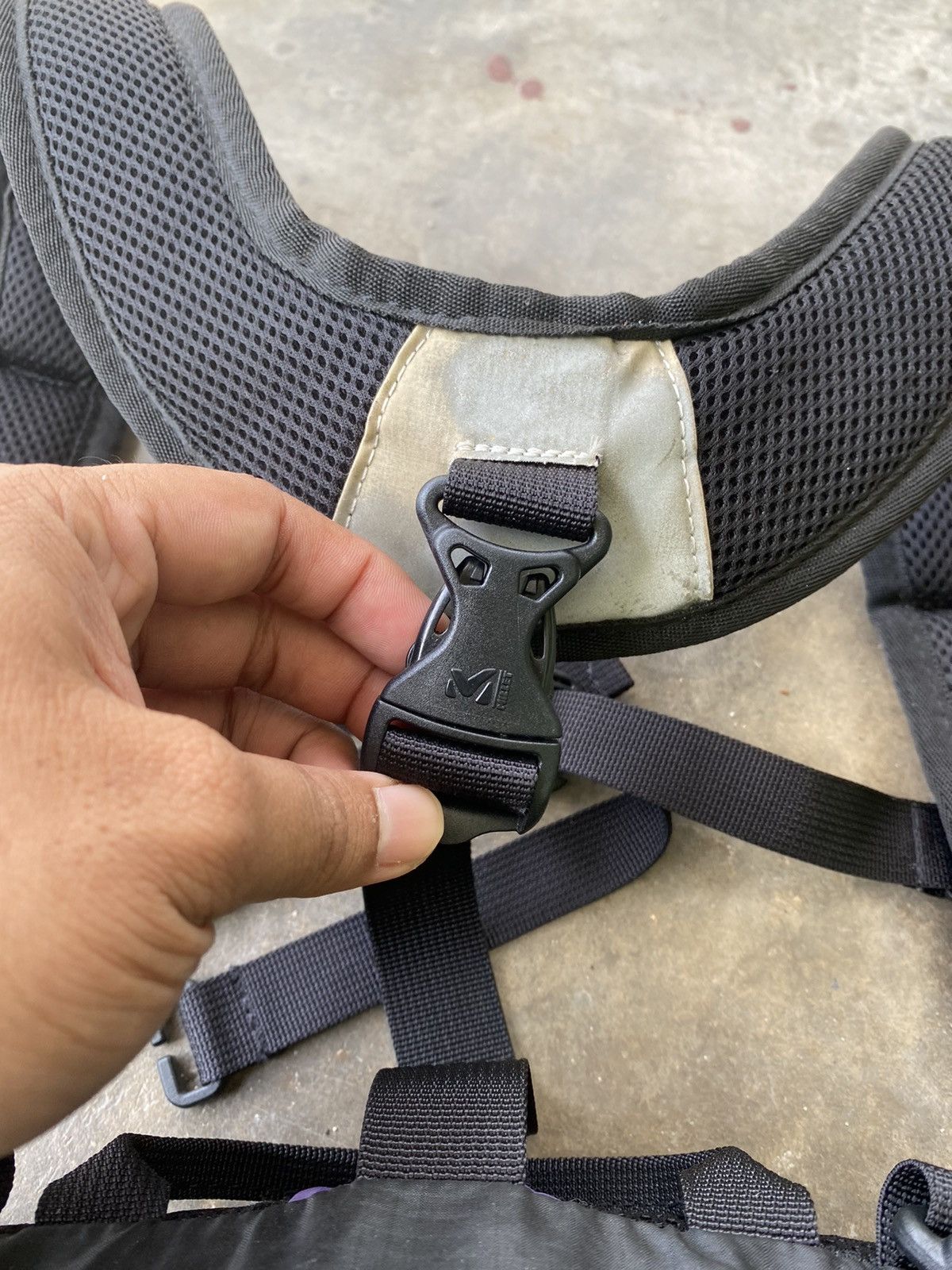 Other MILLET Waistbag Complete with Body Harness Outdoor Hiking Size ONE SIZE - 4 Thumbnail