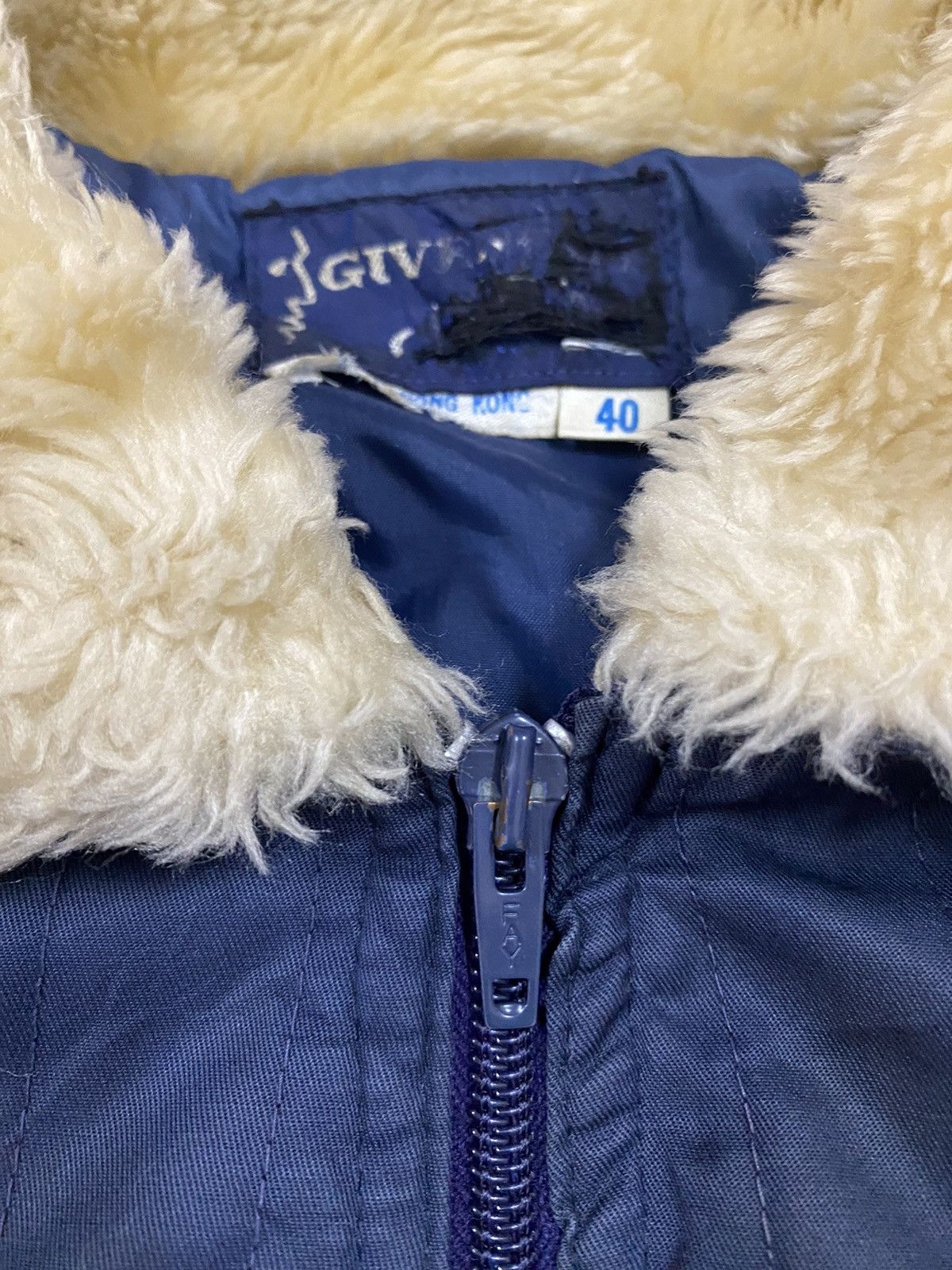 Givenchy Vtg🔥Givenchy Gentleman Sunfaded Riding Jacket Fur Collar Size US M / EU 48-50 / 2 - 19 Thumbnail