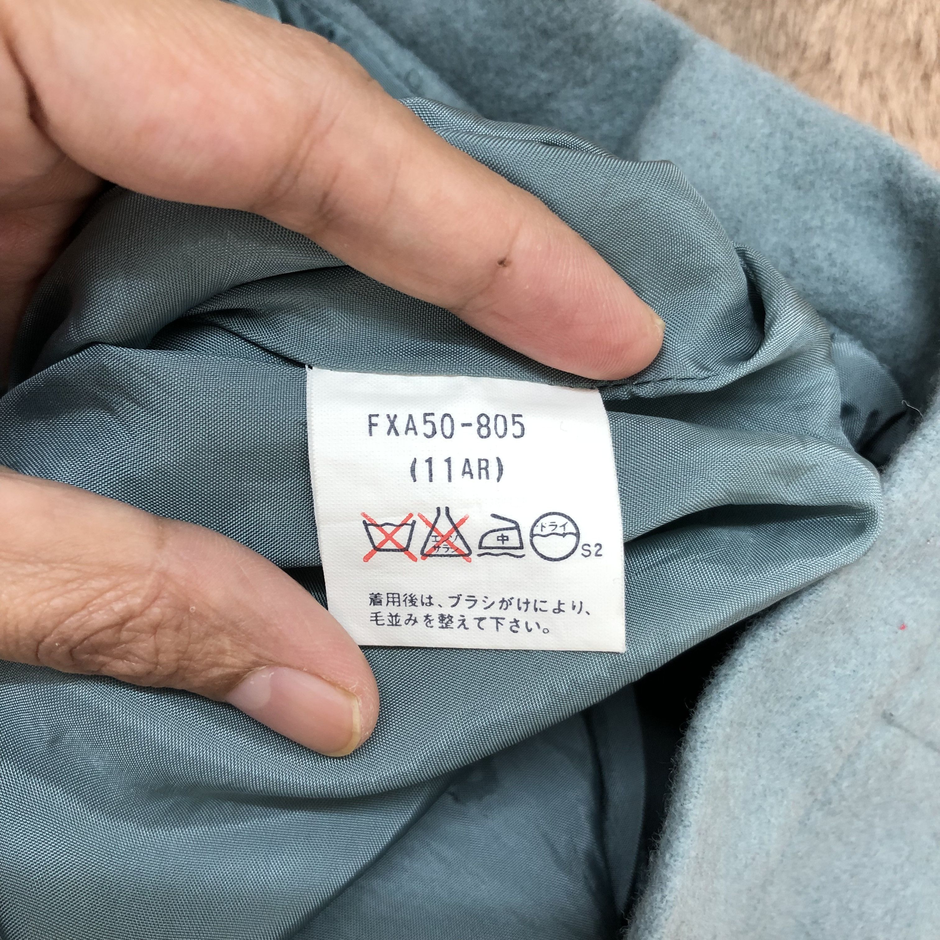 Burberry VINTAGE BURBERRYS WOOL SKIRTS #5643-201 Size 26" / US 2 / IT 38 - 7 Thumbnail