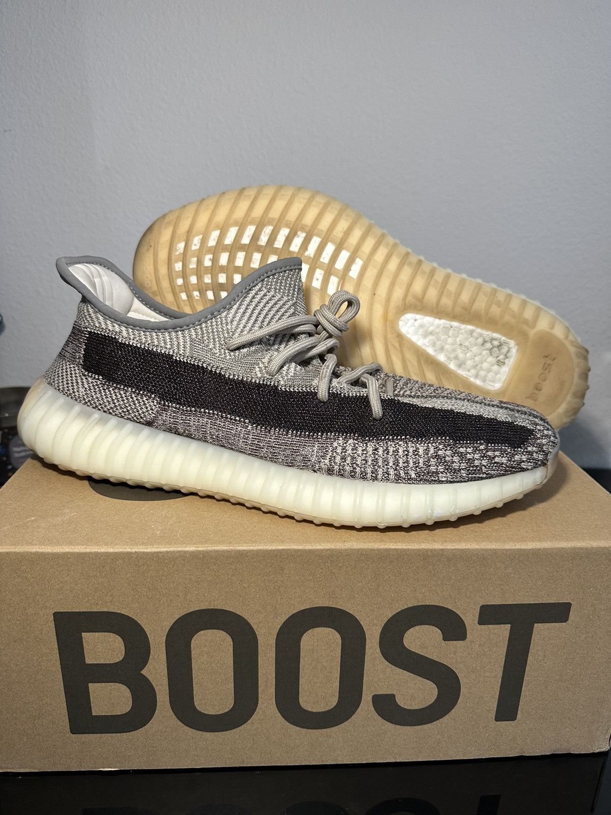 Adidas Adidas yeezy 350 zyon size 13 Size US 13 / EU 46 - 1 Thumbnail