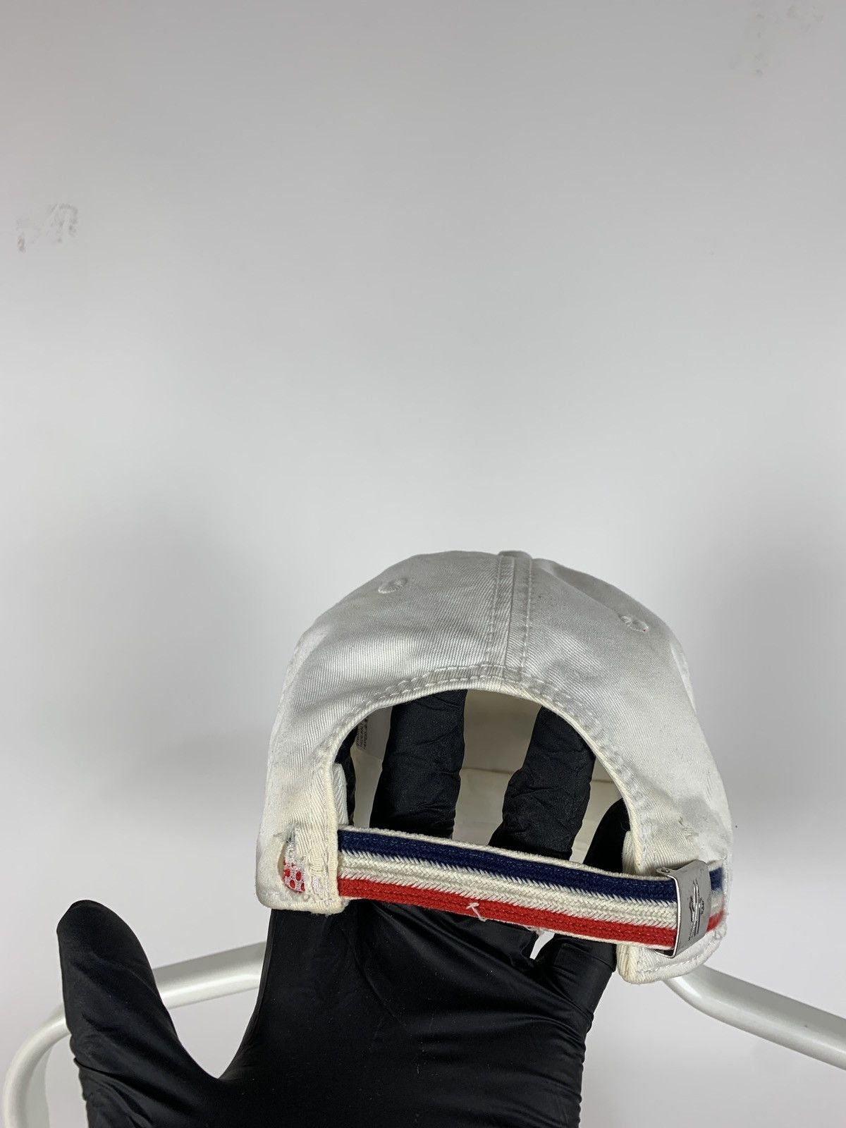 Moncler Moncler Distressed White Cap Size ONE SIZE - 10 Thumbnail