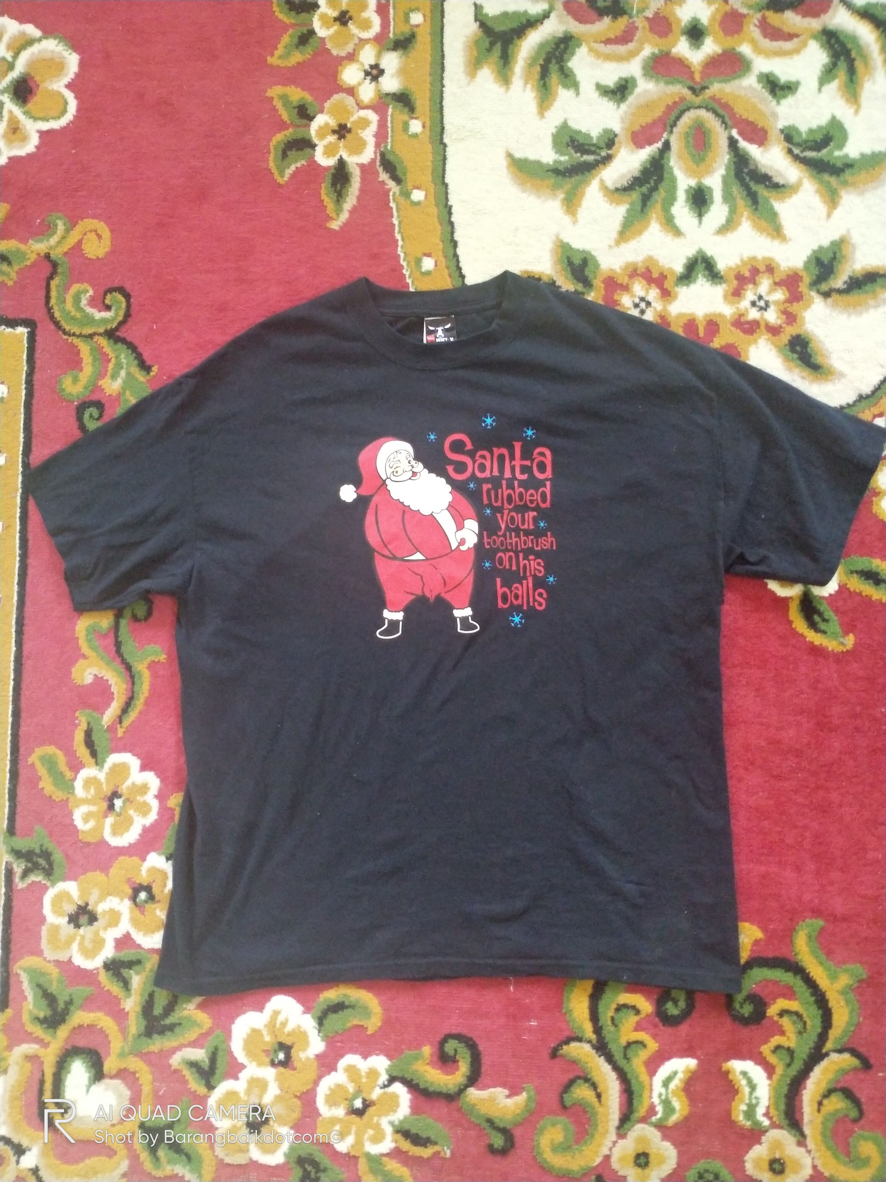 Vintage Parody Santa Claus tee Size US XL / EU 56 / 4 - 5 Thumbnail