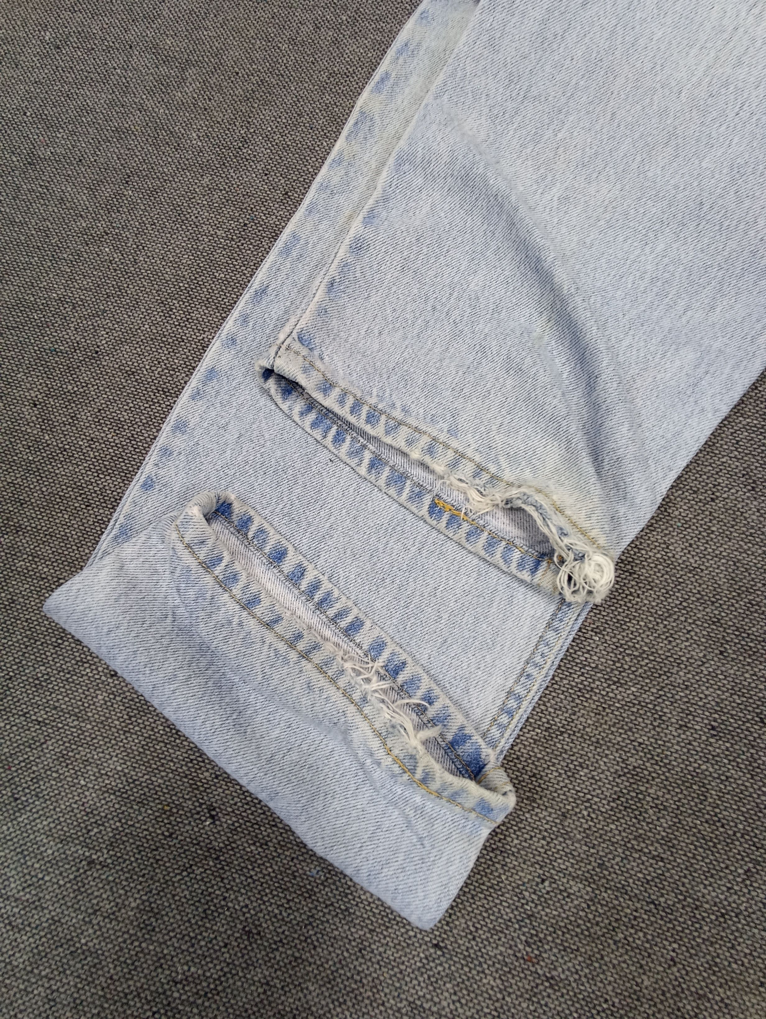 Jean × Levi's × Vintage Vintage Signature Light Blue Wash Jeans - J123 Size US 37 - 7 Thumbnail