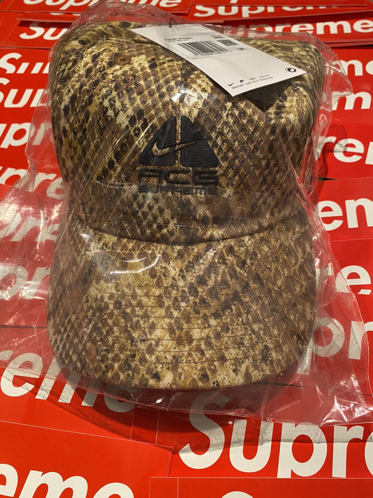 Supreme Acg Cap Supreme Nike Acg Gold Snakeskin Hat New Deadstock Fw22