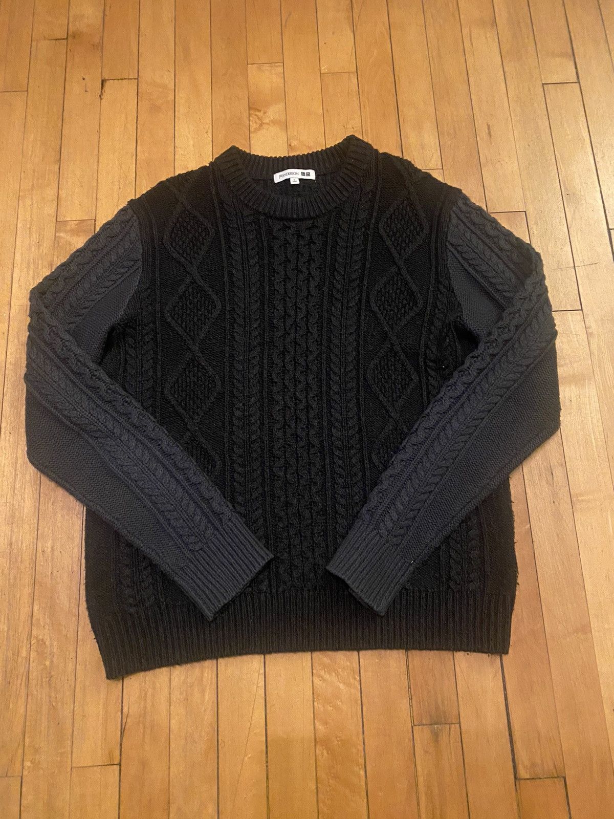 FW 18 Two Tone Fisherman Cable Knit Sweater